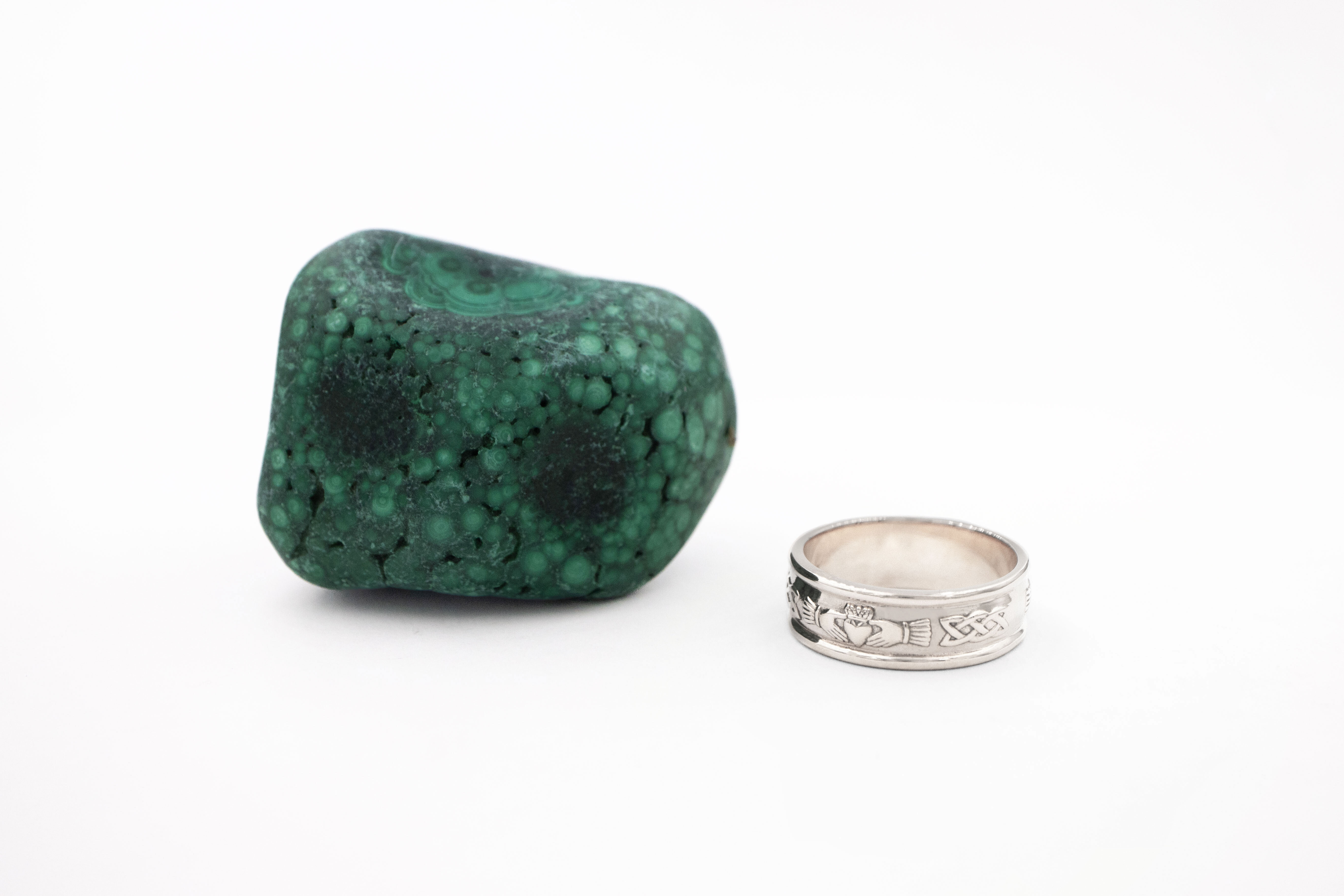 Irish Platinum Claddagh & Celtic Knot Gift Set With a Polished Finish. Side View.