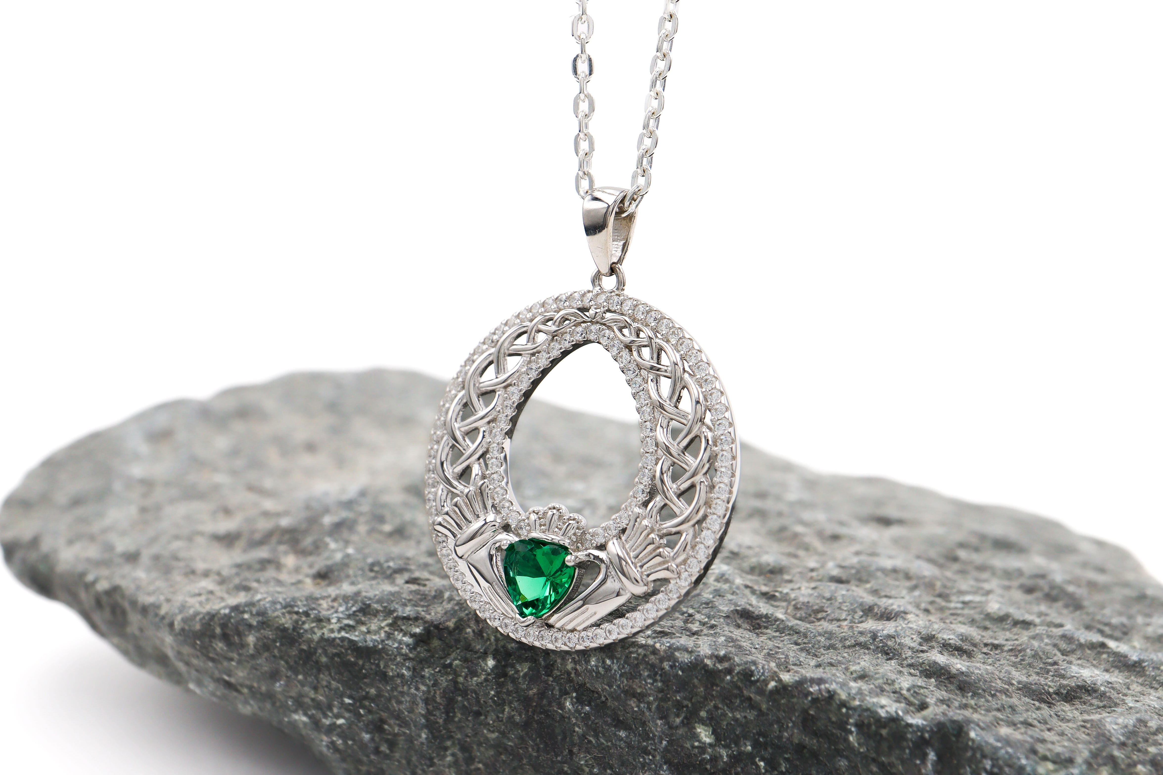 Claddagh Celtic Necklace Sku 25267 side