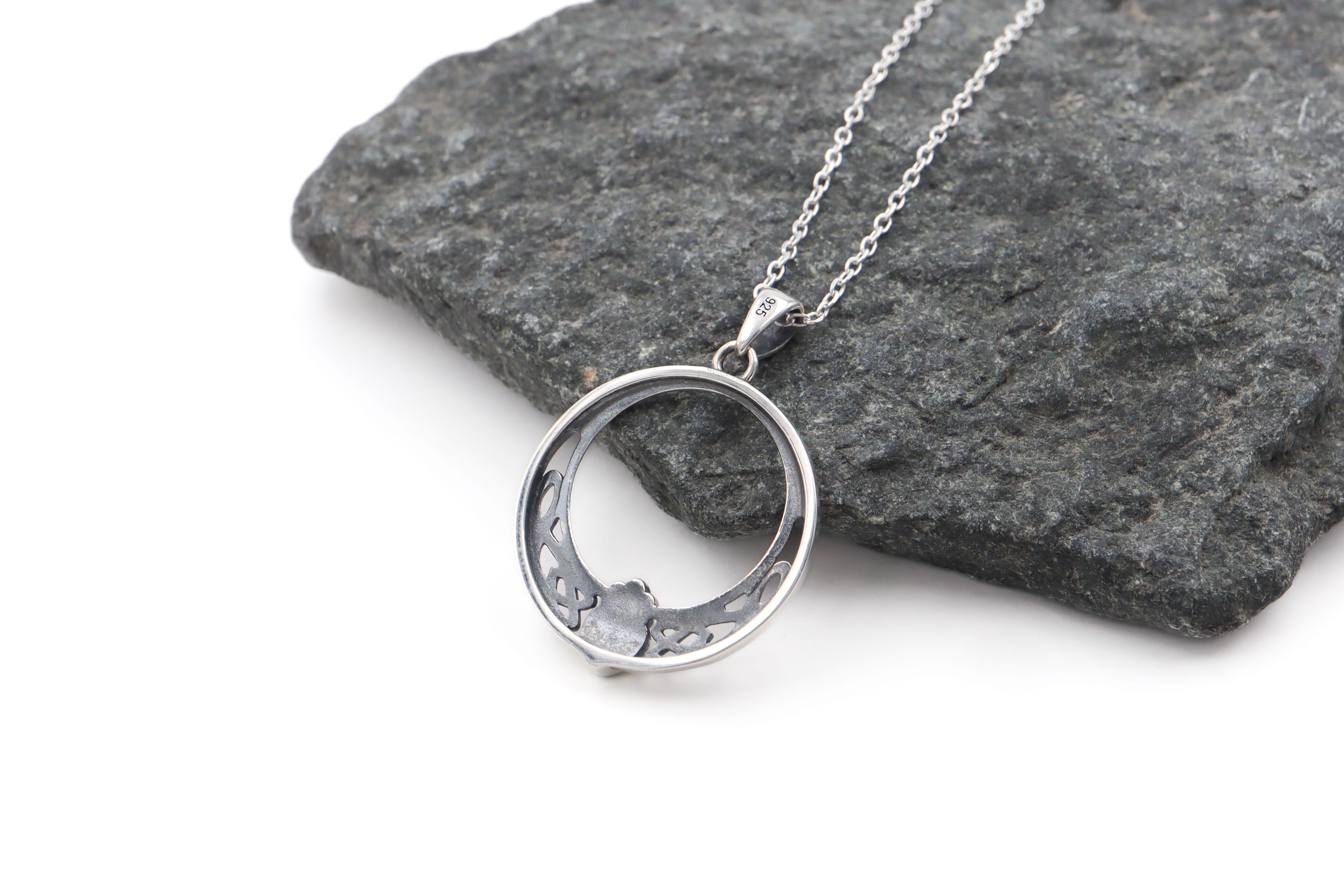 Claddagh Connemara Marble Necklace S Ku 25211 back