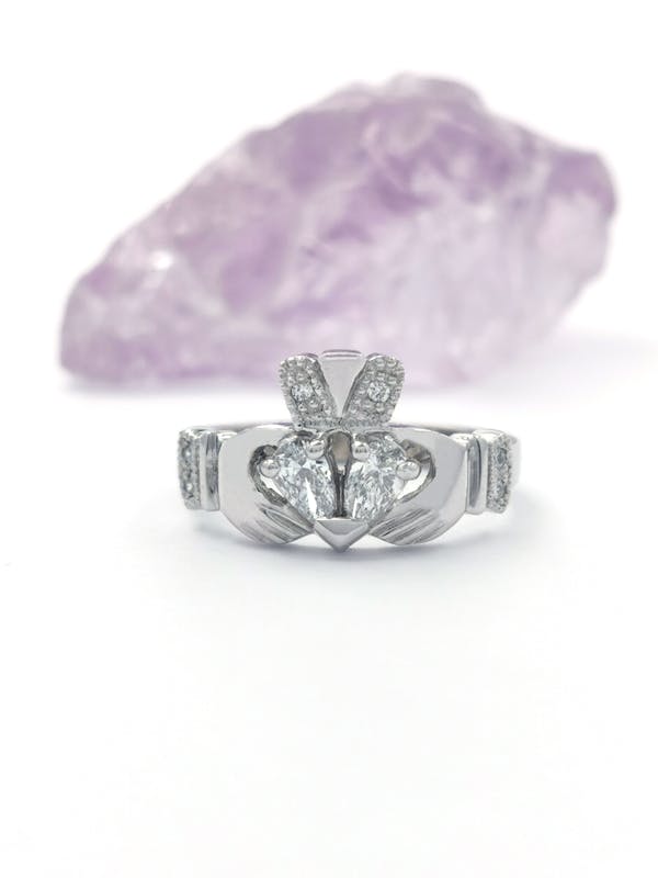 Womens Claddagh Ring in White Gold