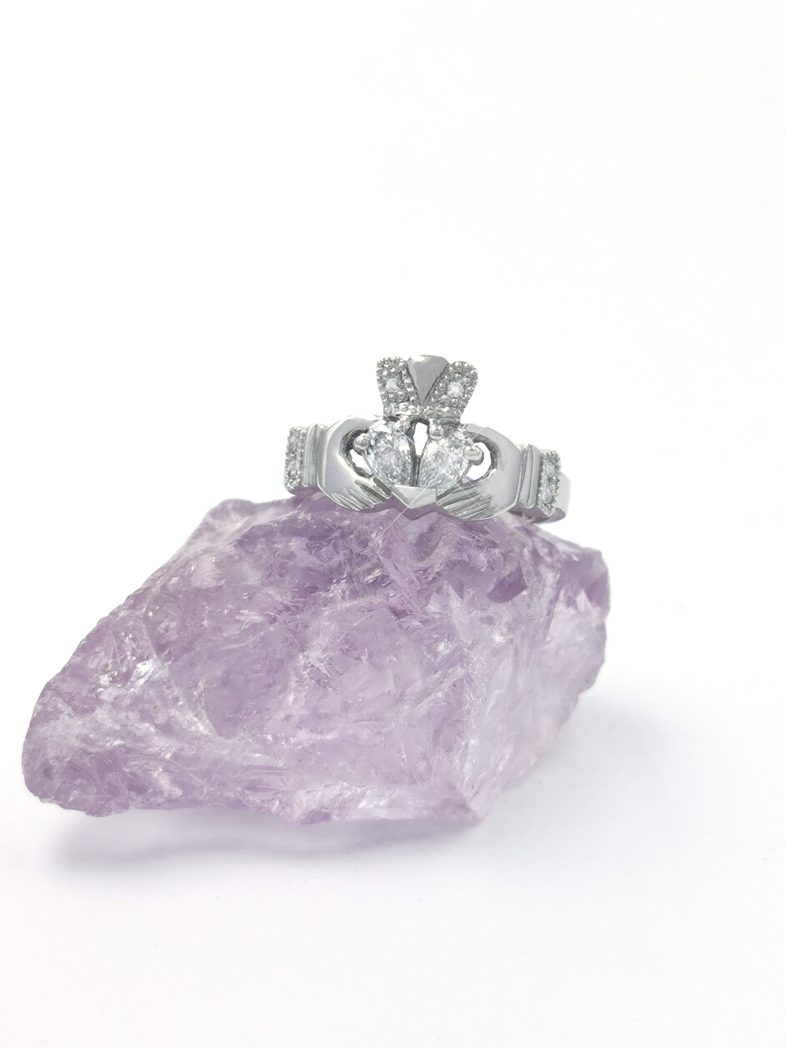 Luxurious Platinum Claddagh Engagement Ring For Women