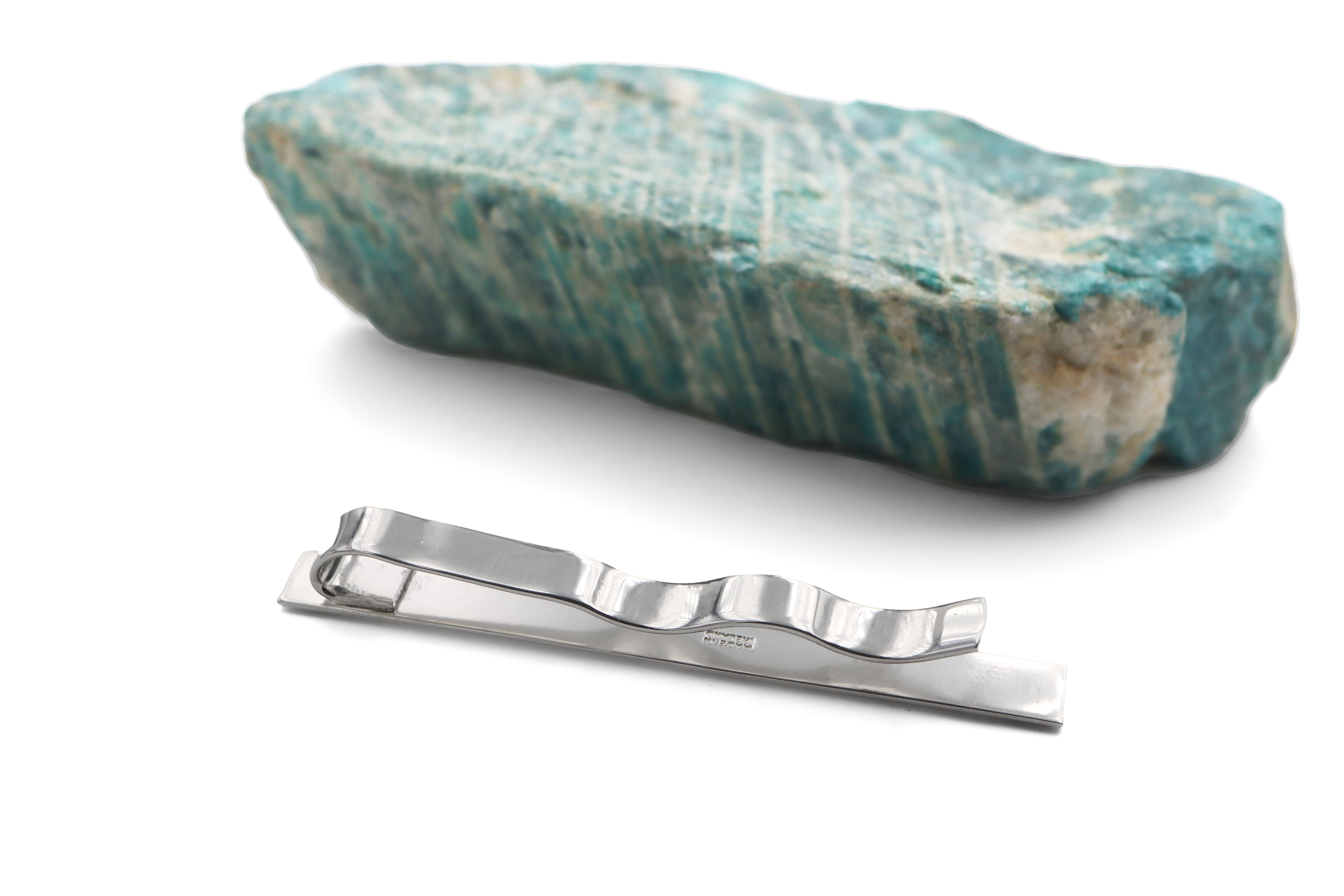 Mens Polished Sterling Silver Claddagh Tie Bar. Picture Of The Back.