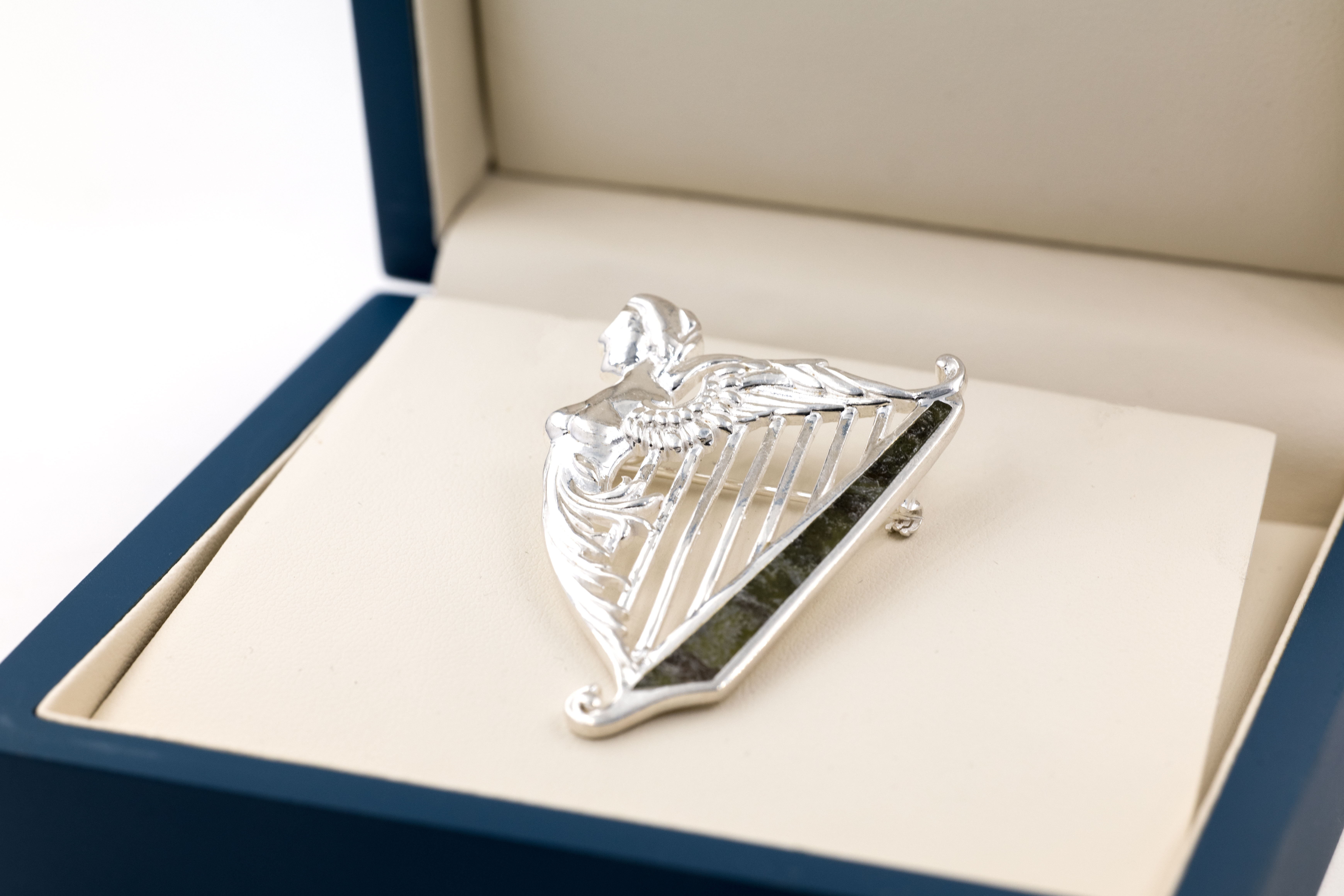 Gorgeous Sterling Silver Irish Harp Brooch With a Polished Finish
