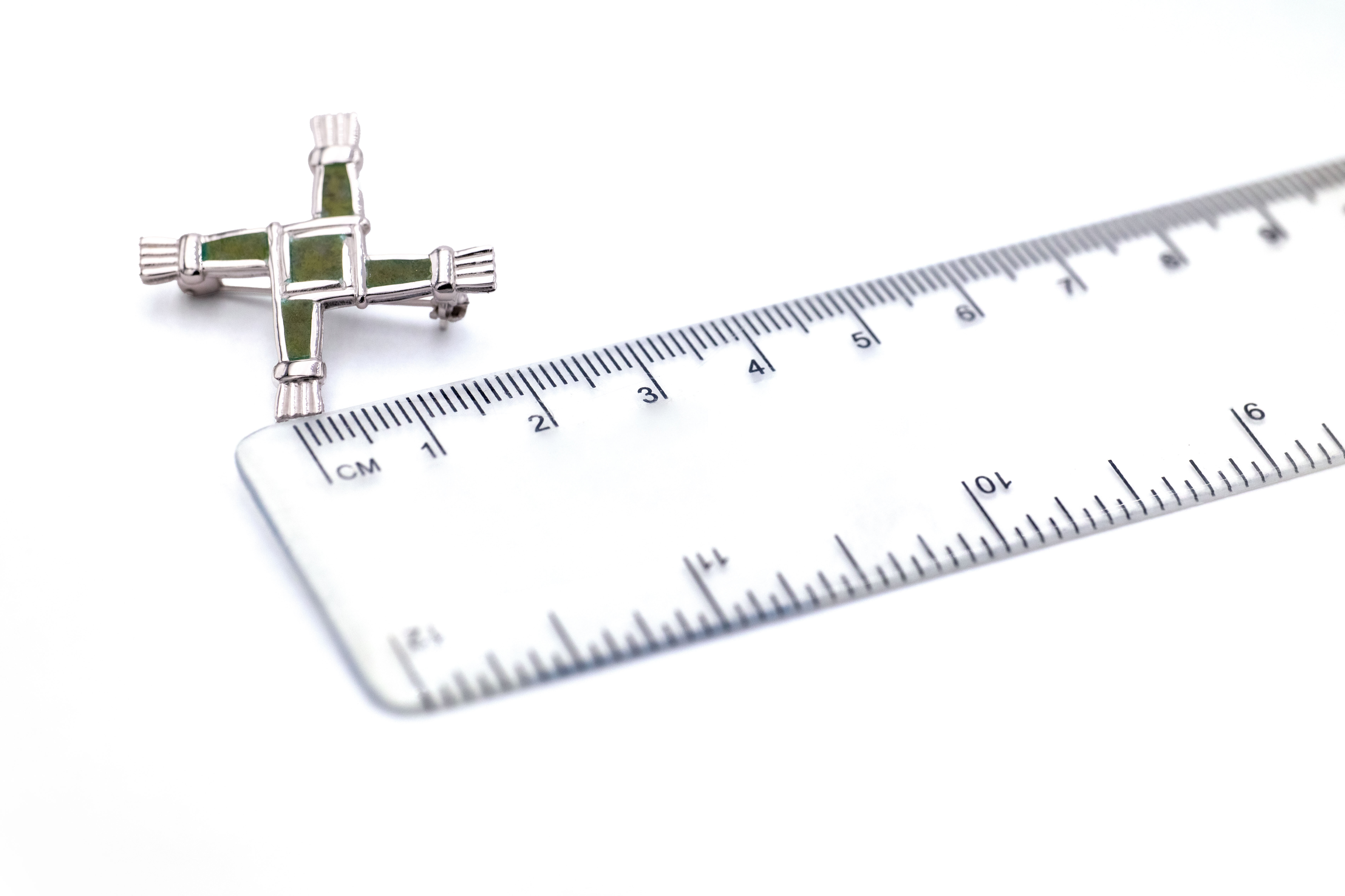 Womens Polished Sterling Silver Connemara Marble Brooch. Picture For Scale.