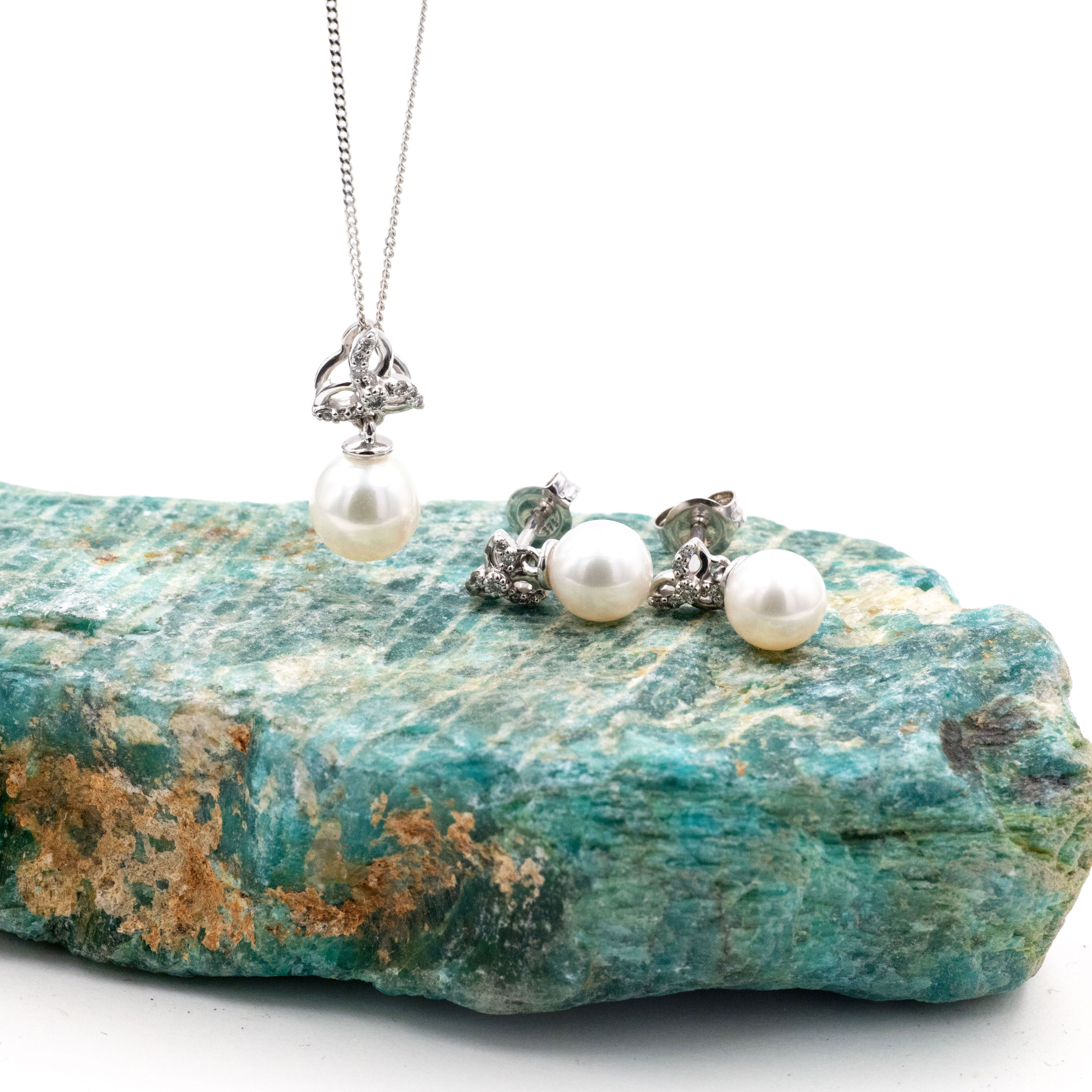 Stud Earring and Necklace Gift Set