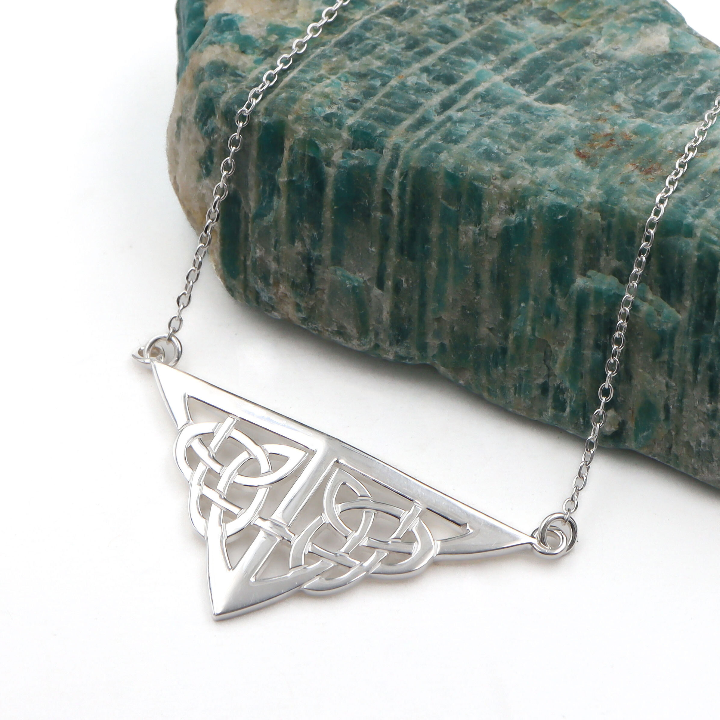 The origin and meaning of the Celtic Knot