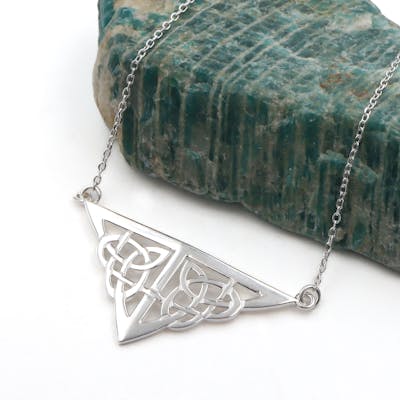 The origin and meaning of the Celtic Knot