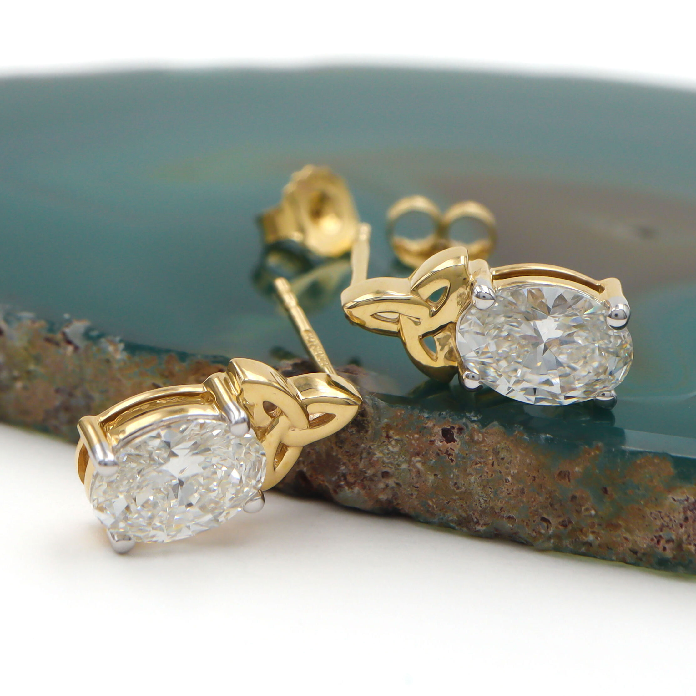 Real Yellow Gold Trinity Knot Gift Set With a Polished Finish For Women