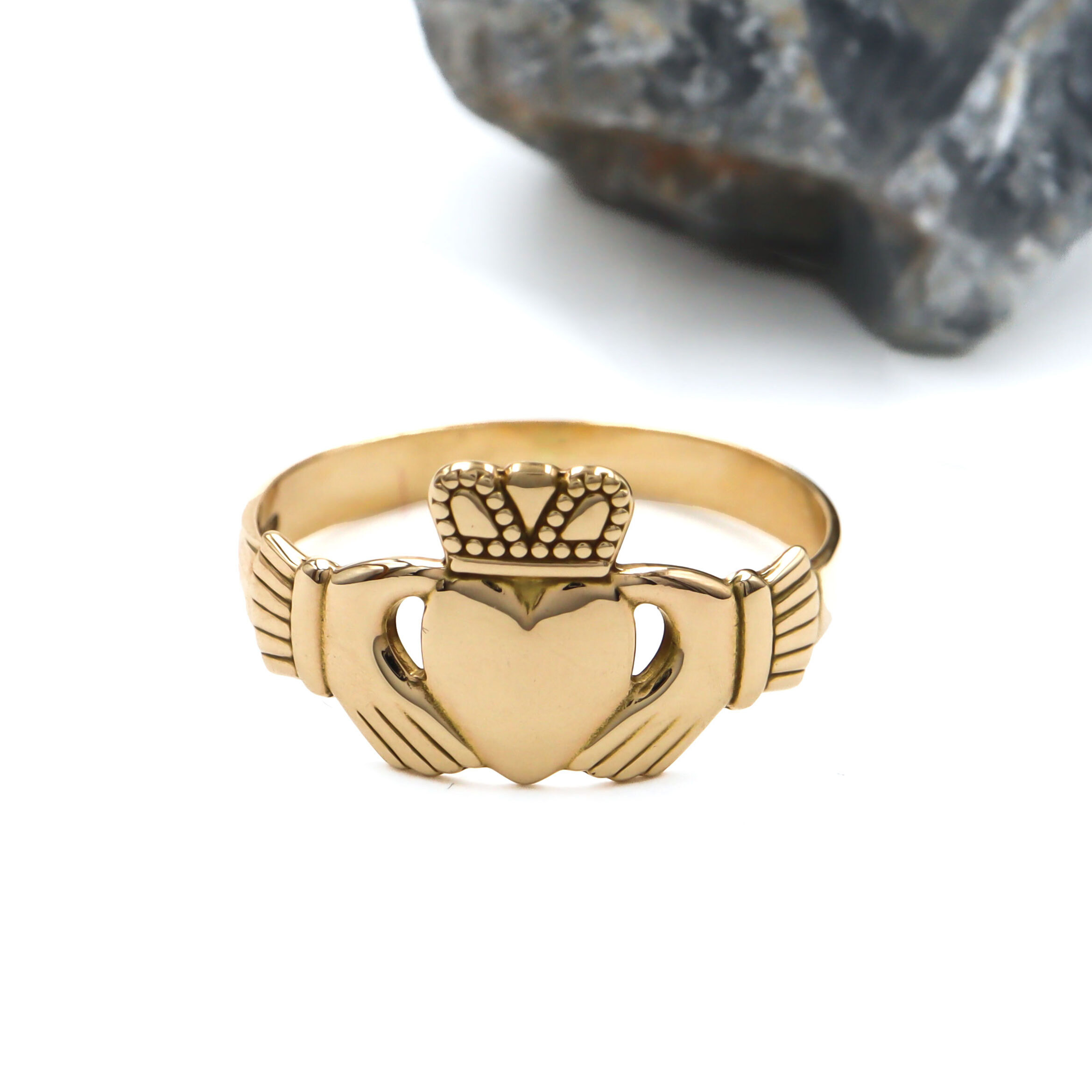 Ladies Light Weight Claddagh Ring