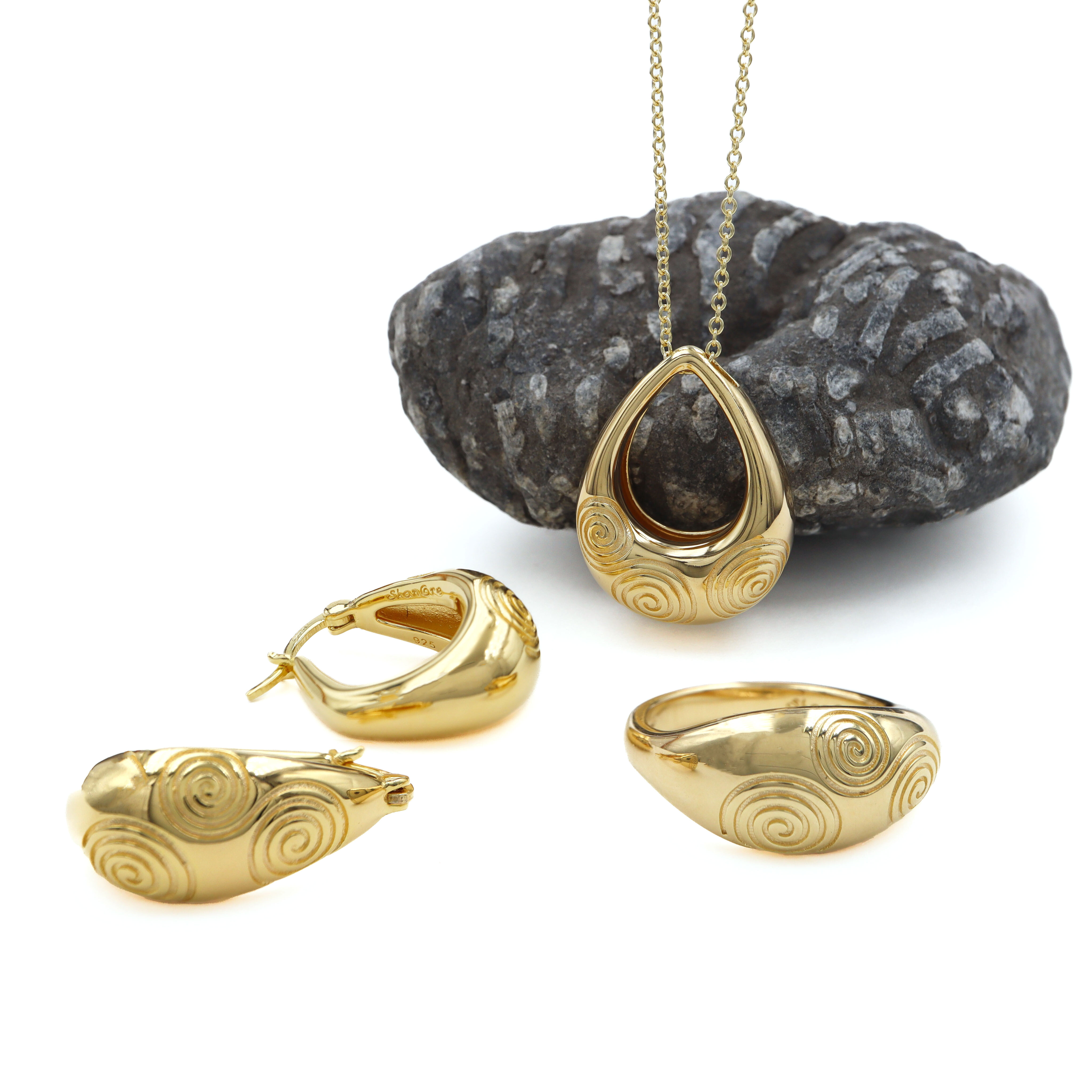 Hoop Earring, Necklace and Ring Gift Set