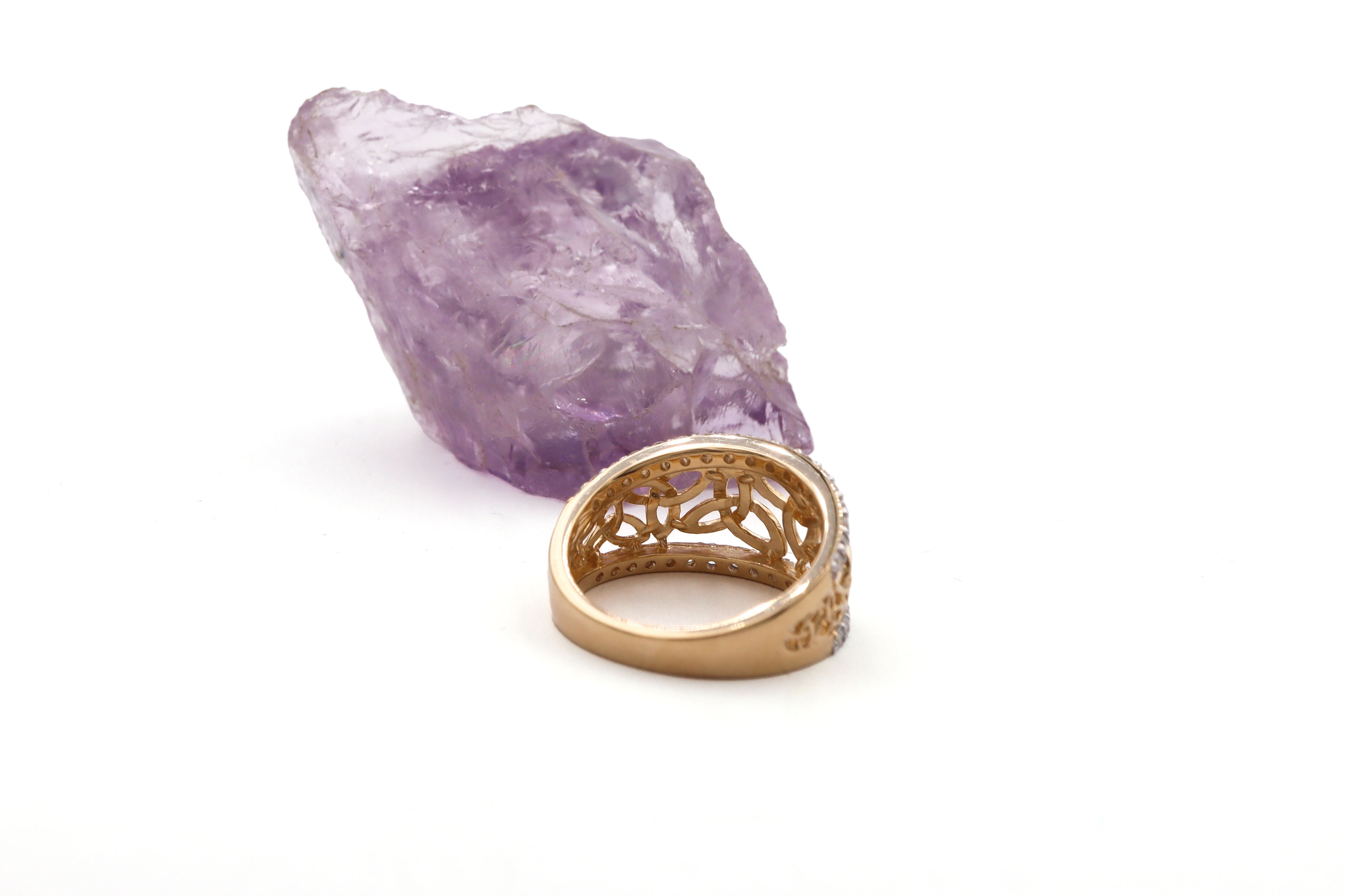 Womens Trinity Knot Ring in 14K Yellow Gold With a Polished Finish. Picture Of The Back.