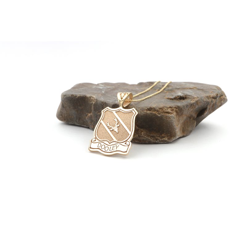 Family Crest Necklace in Yellow Gold