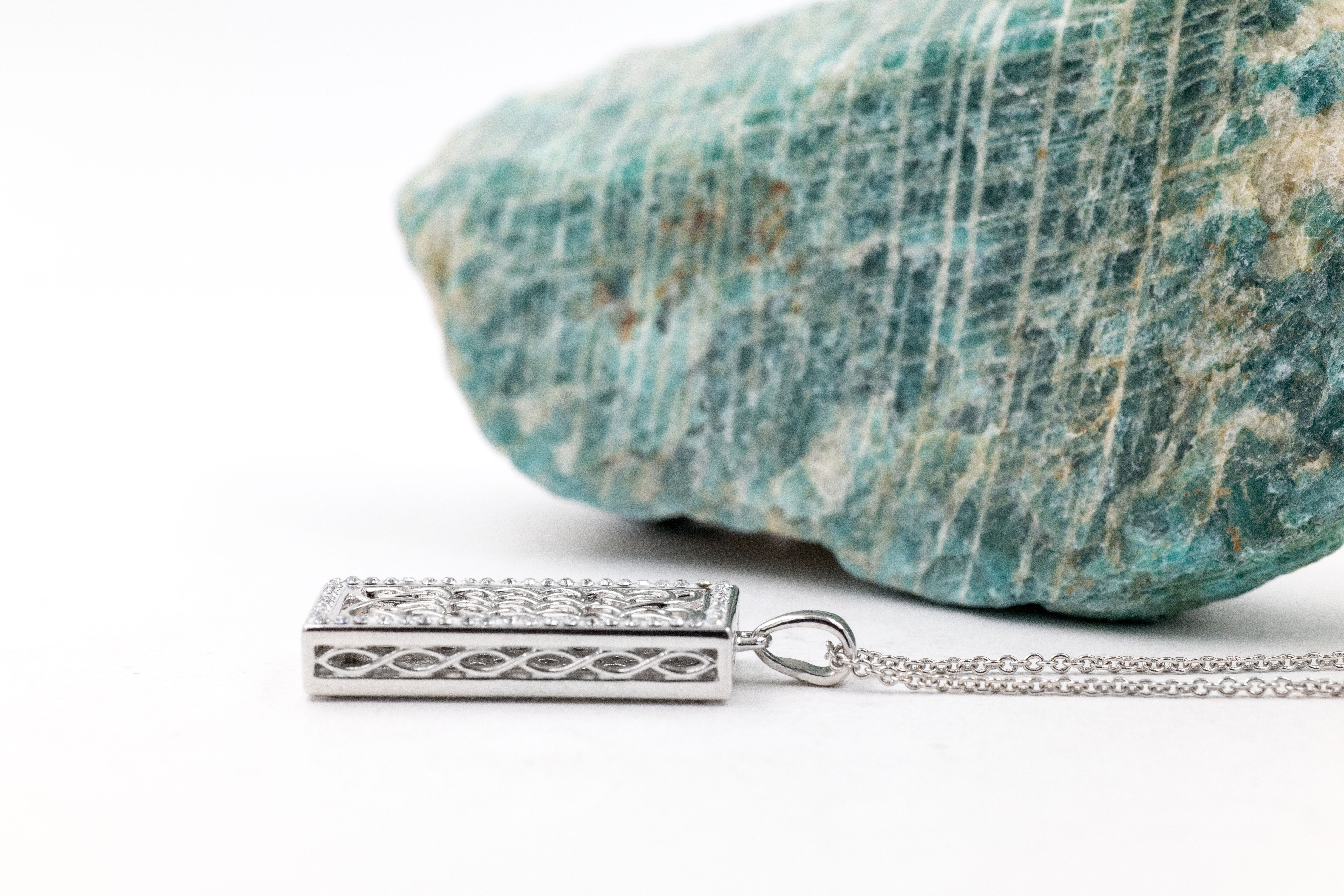 Celtic Knot Necklace in Sterling Silver. Side View.