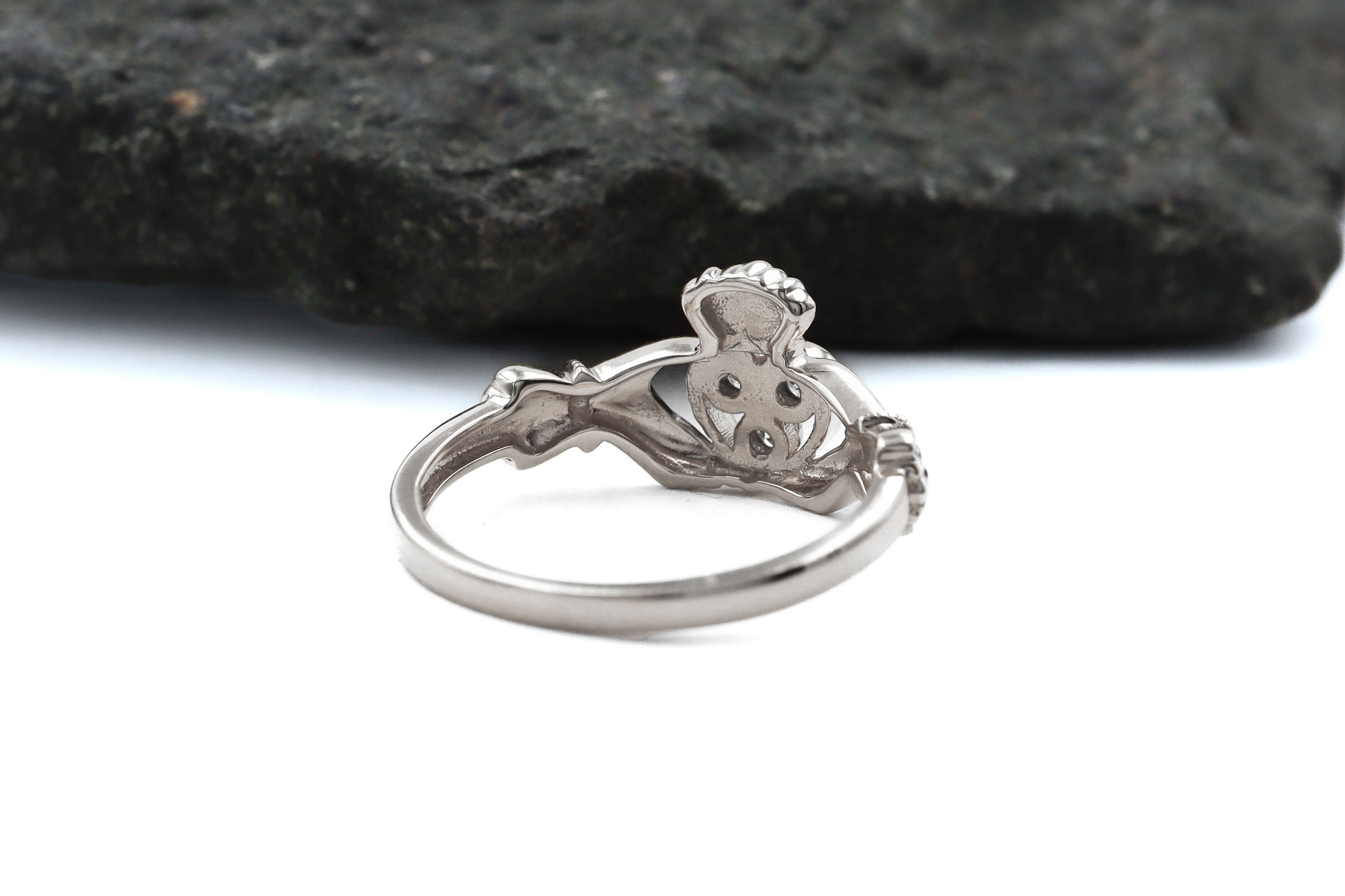Womens 14K White Gold Claddagh Engagement Ring. Picture Of The Back.