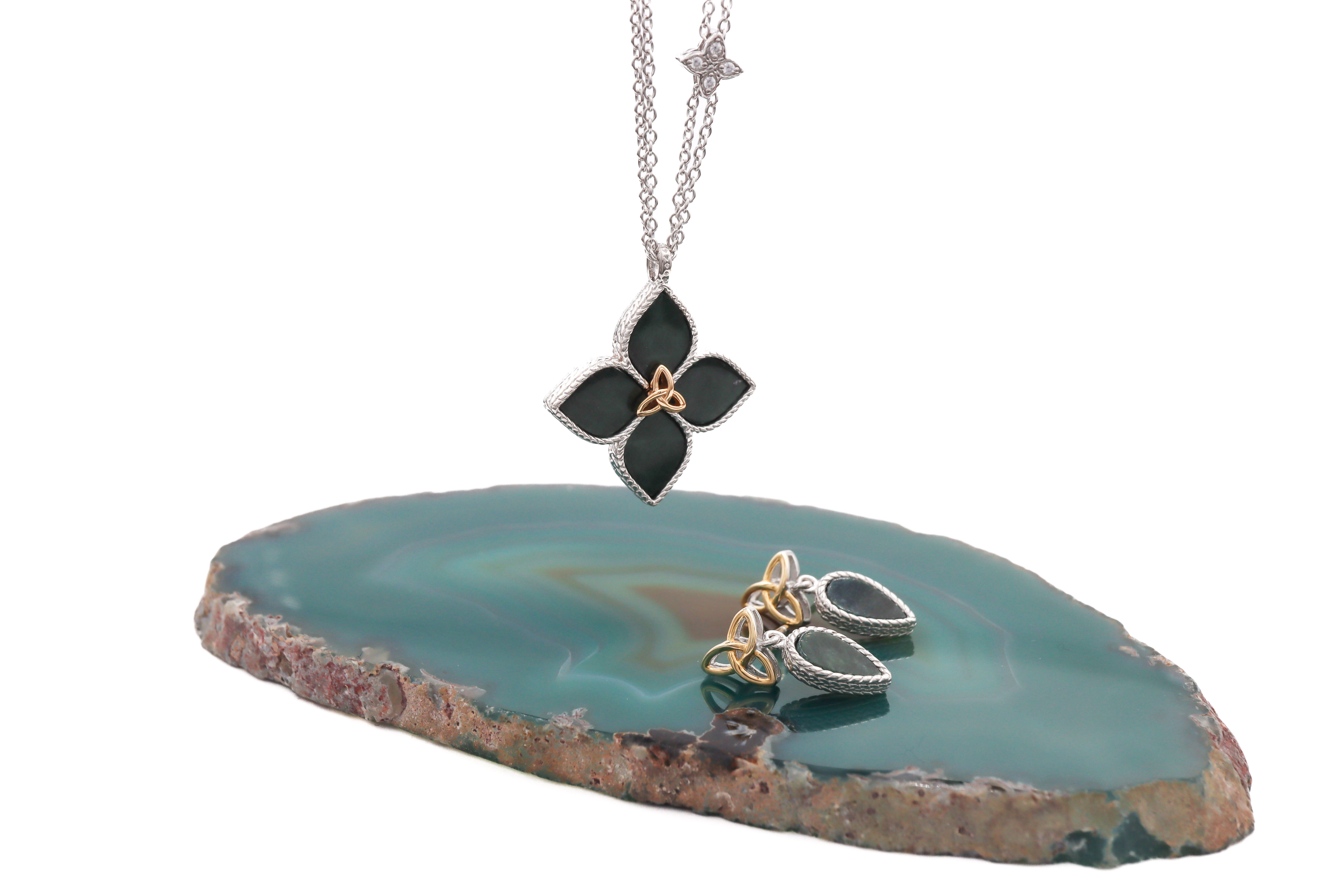 Womens Polished Connemara Marble & Trinity Knot Necklace in Real Sterling Silver