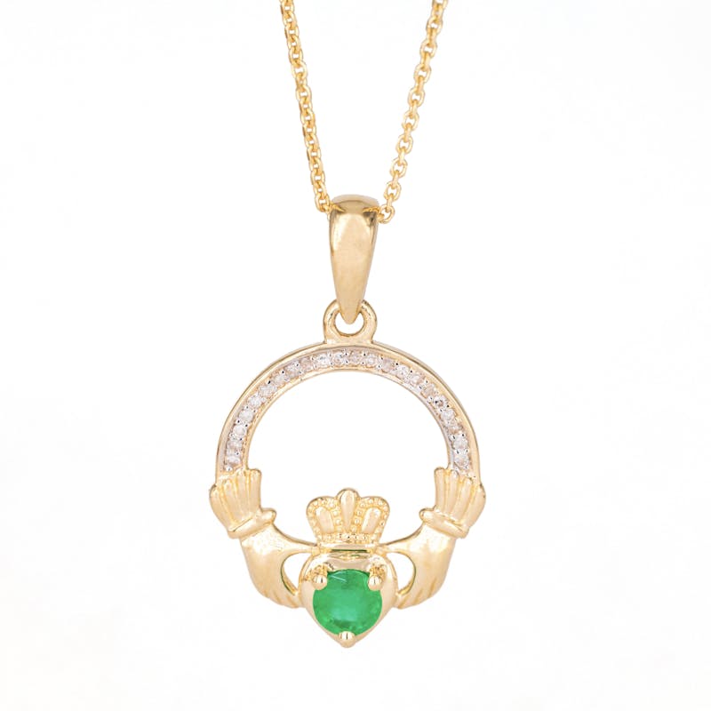 Emerald Claddagh Necklace SKU22335 white background crop