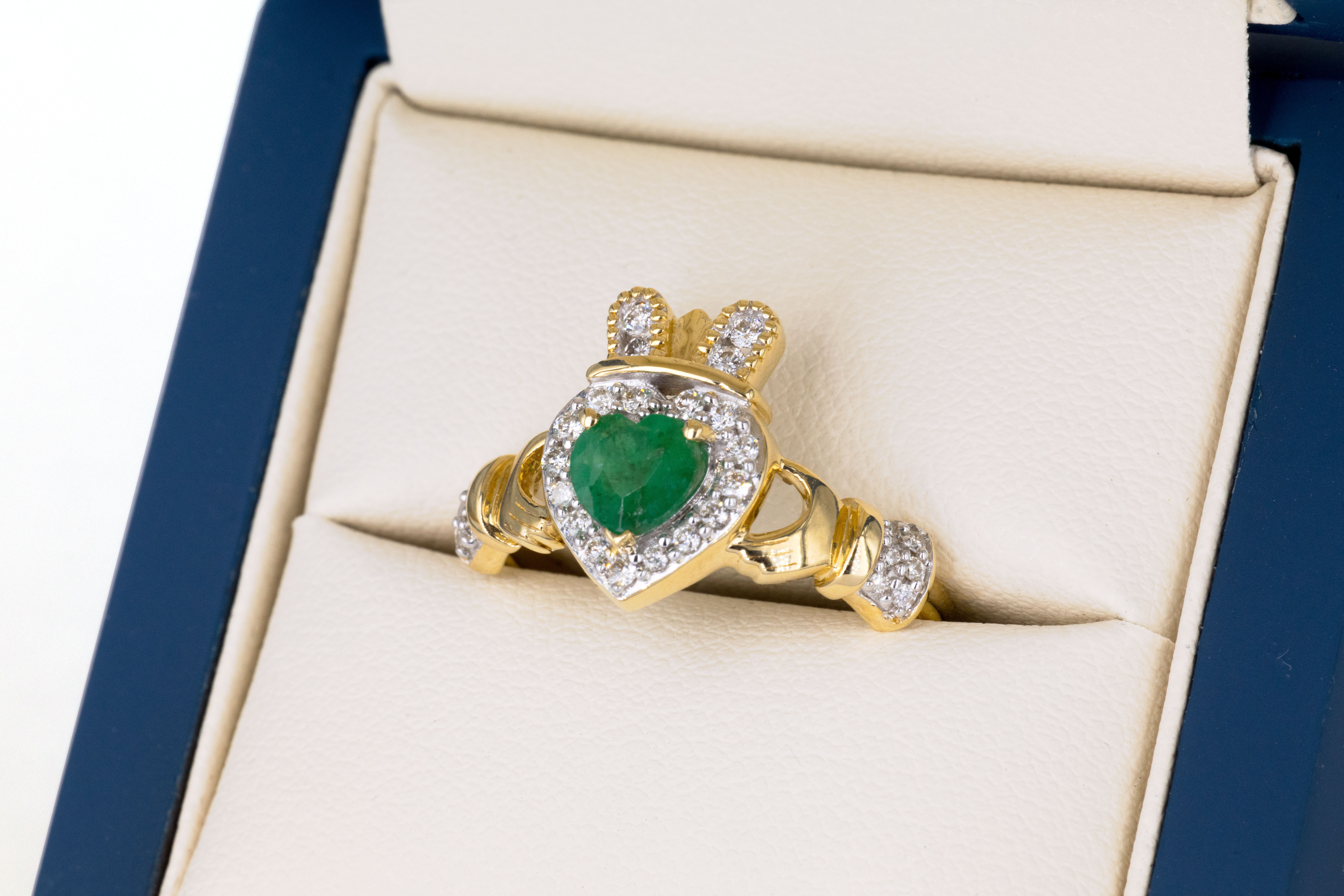 Womens Gorgeous Yellow Gold Claddagh Engagement Ring