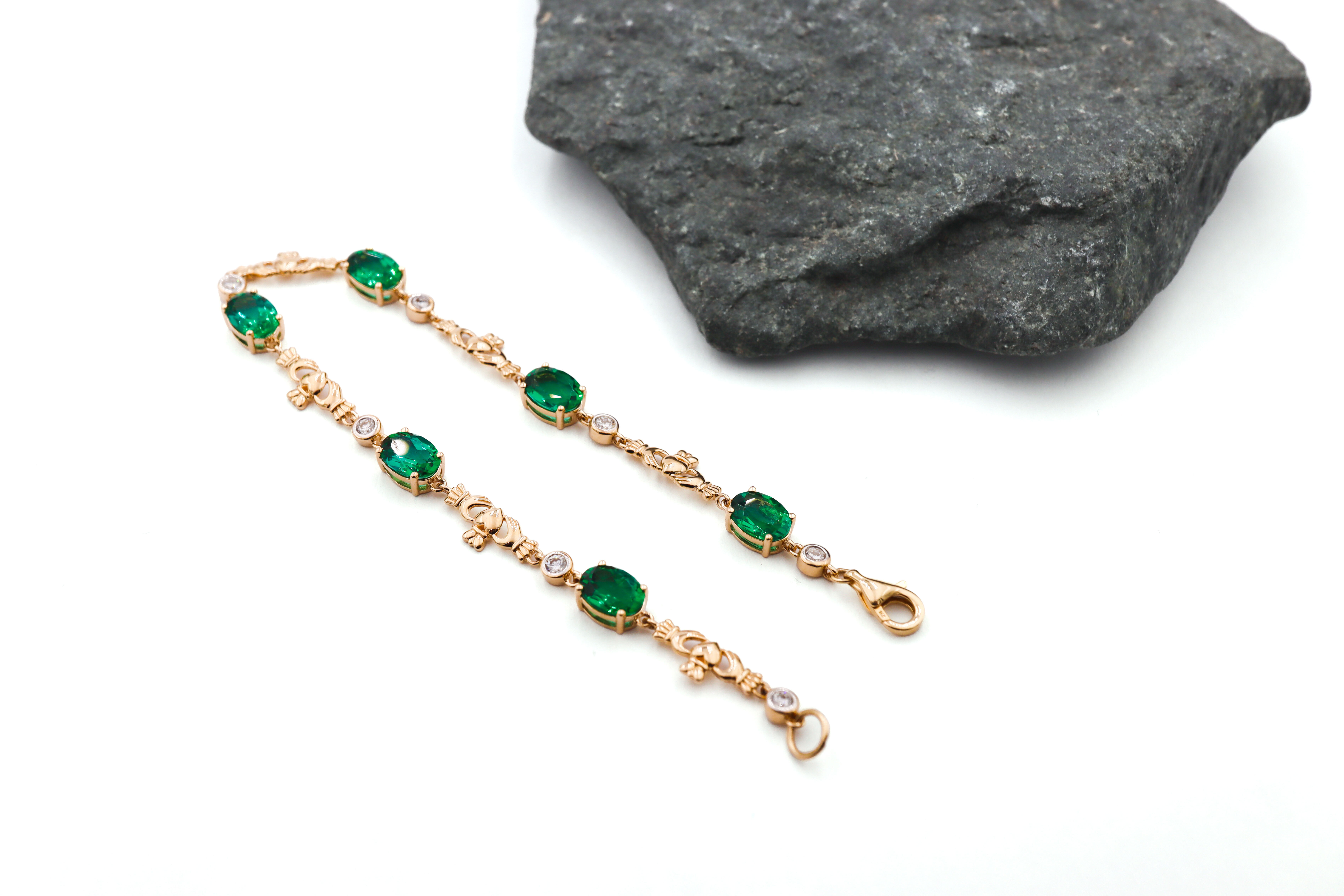 Irish Yellow Gold Claddagh Bracelet For Women With a Polished Finish