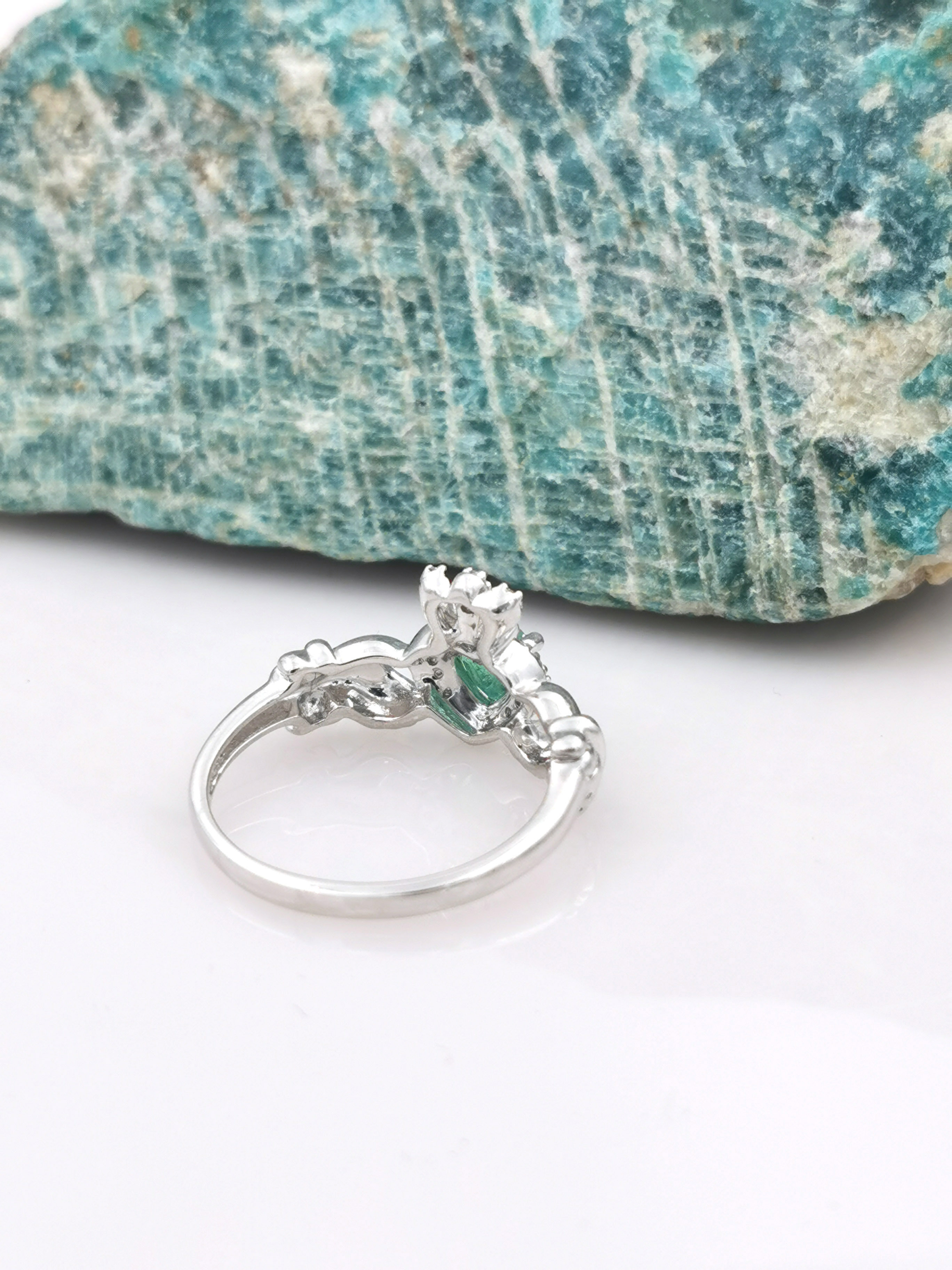 Attractive 14K White Gold Claddagh Engagement Ring For Women With a Polished Finish