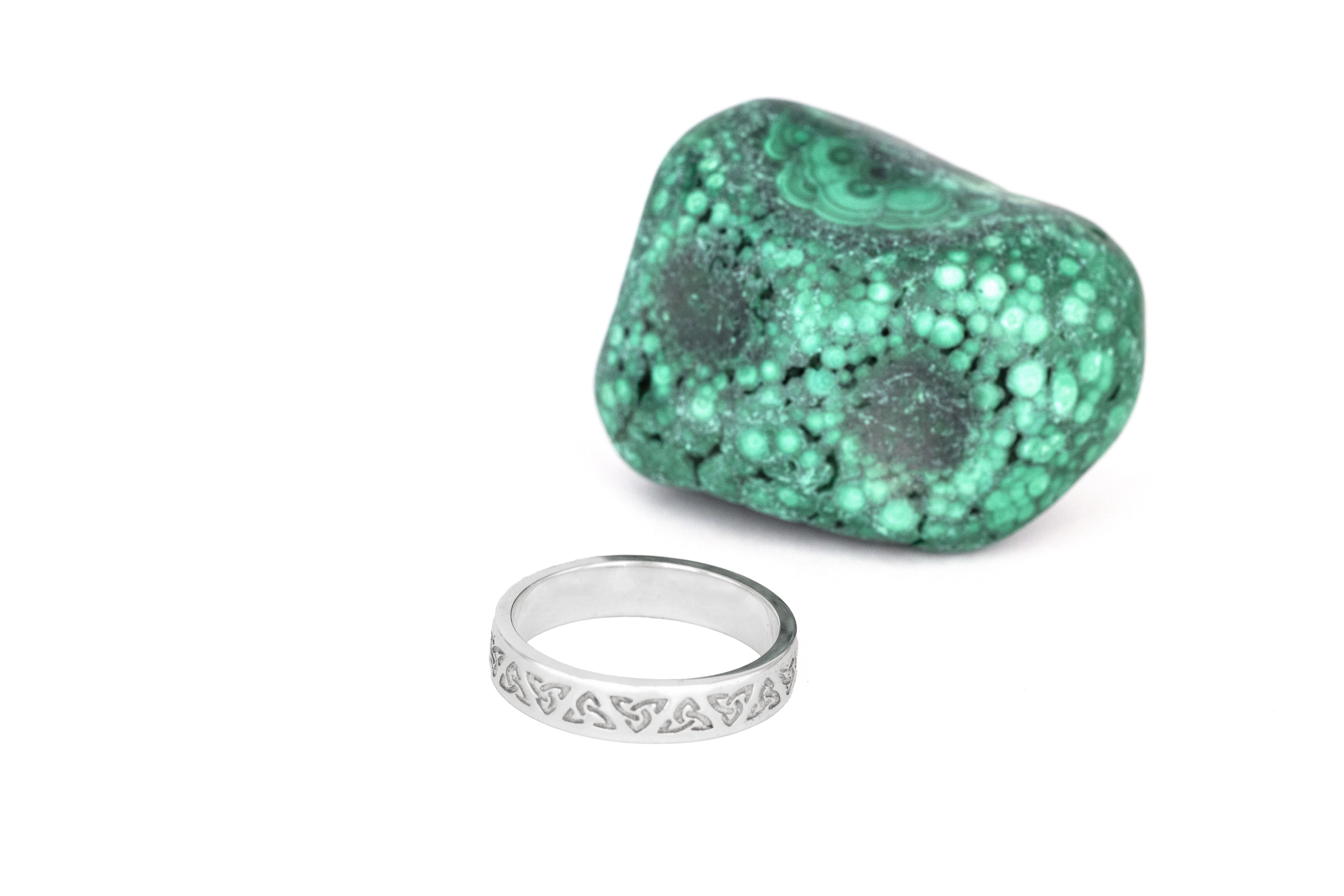 Mens Trinity Knot 3.5mm Ring in Platinum