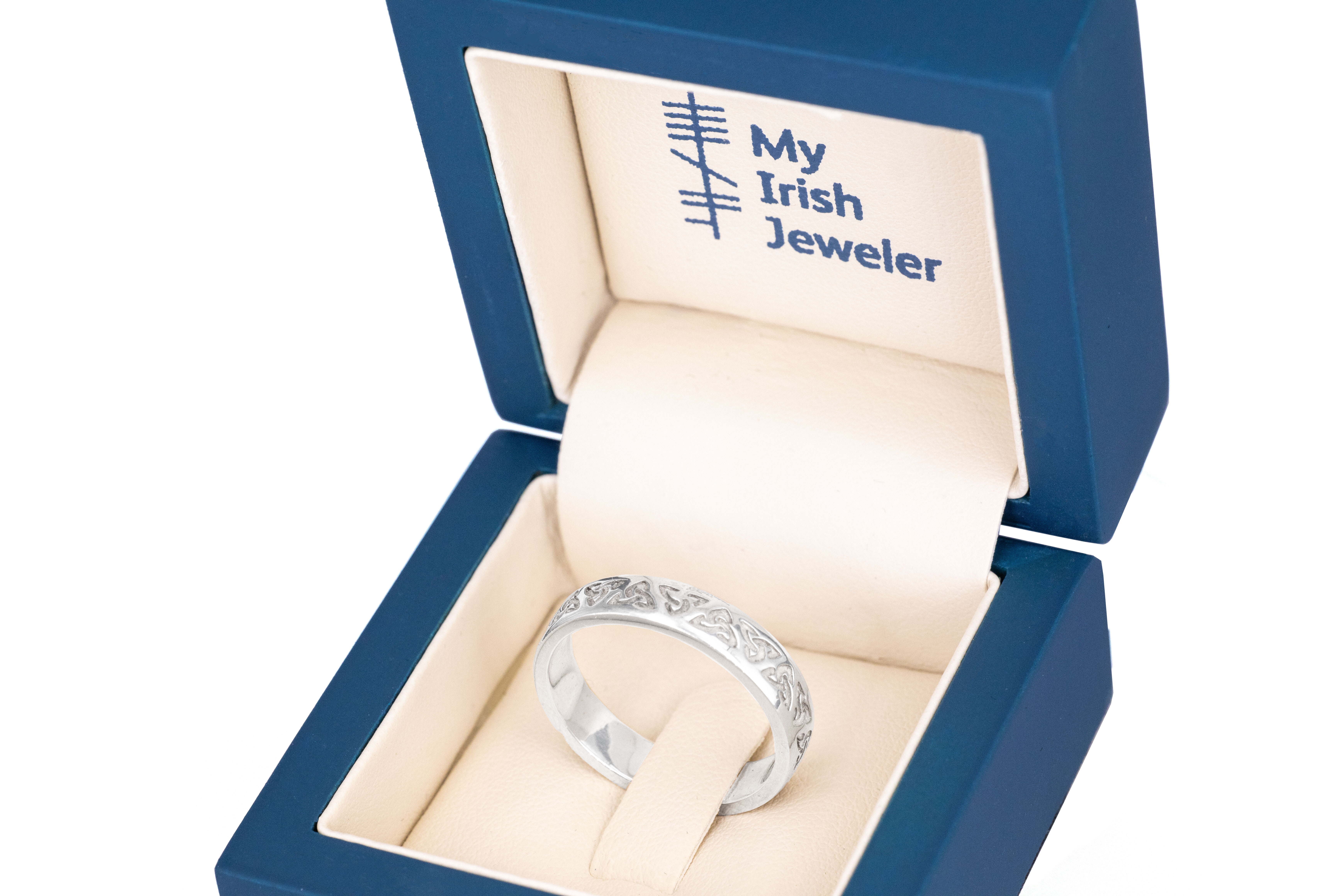 Mens Authentic Platinum Trinity Knot 5.5mm Ring. In Luxury Packaging.