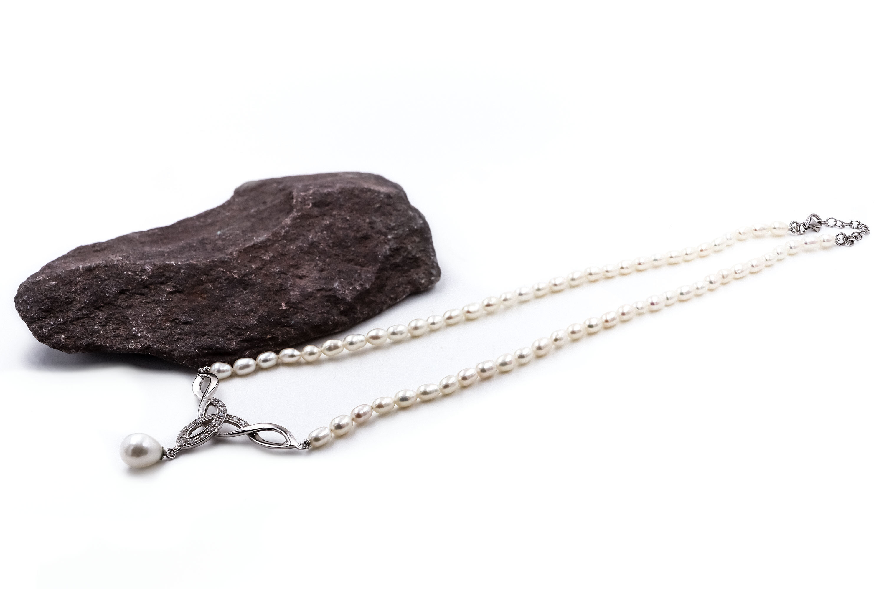 Attractive Sterling Silver Trinity Knot & Celtic Knot Necklace For Women
