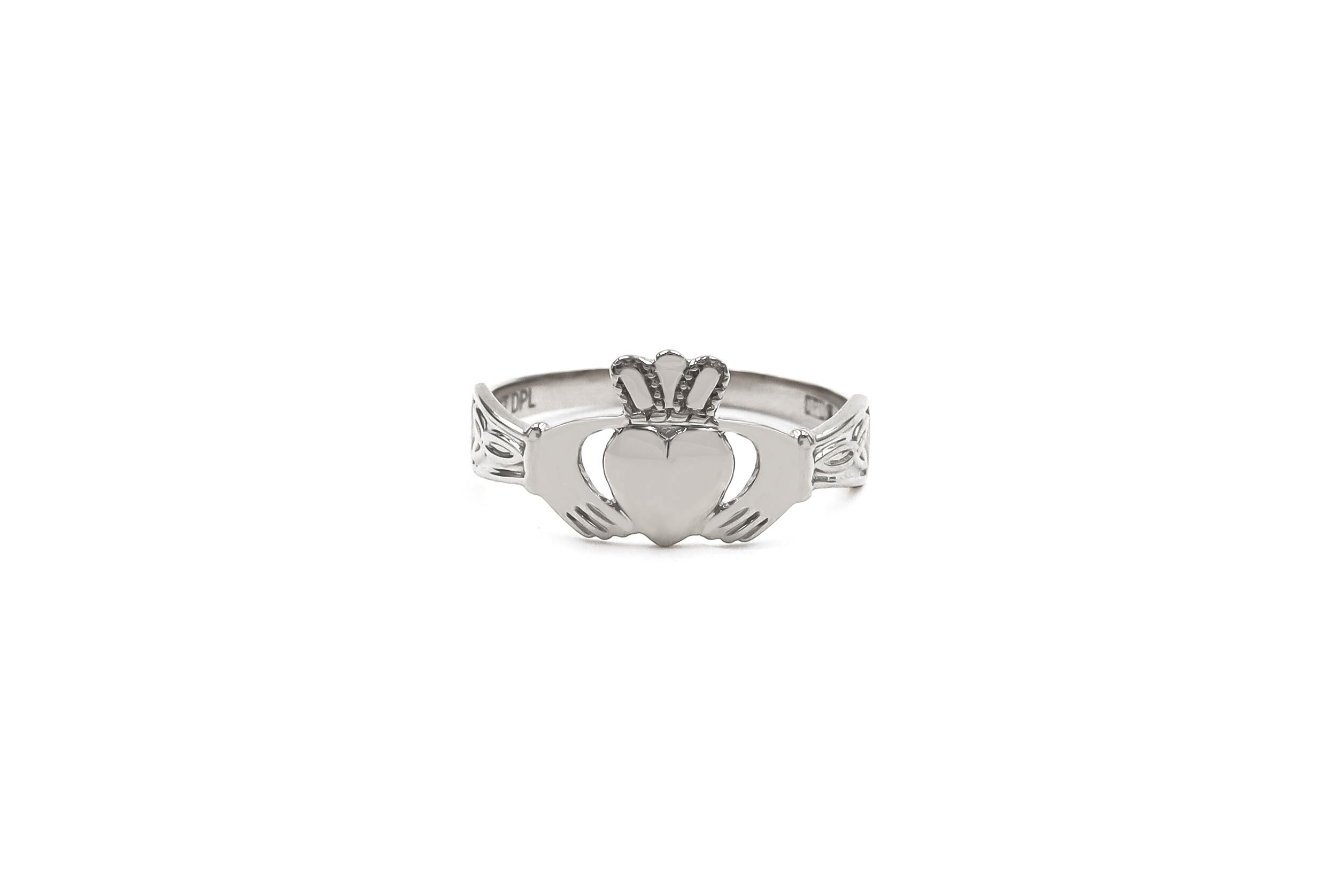 Womens White Gold Claddagh Ring
