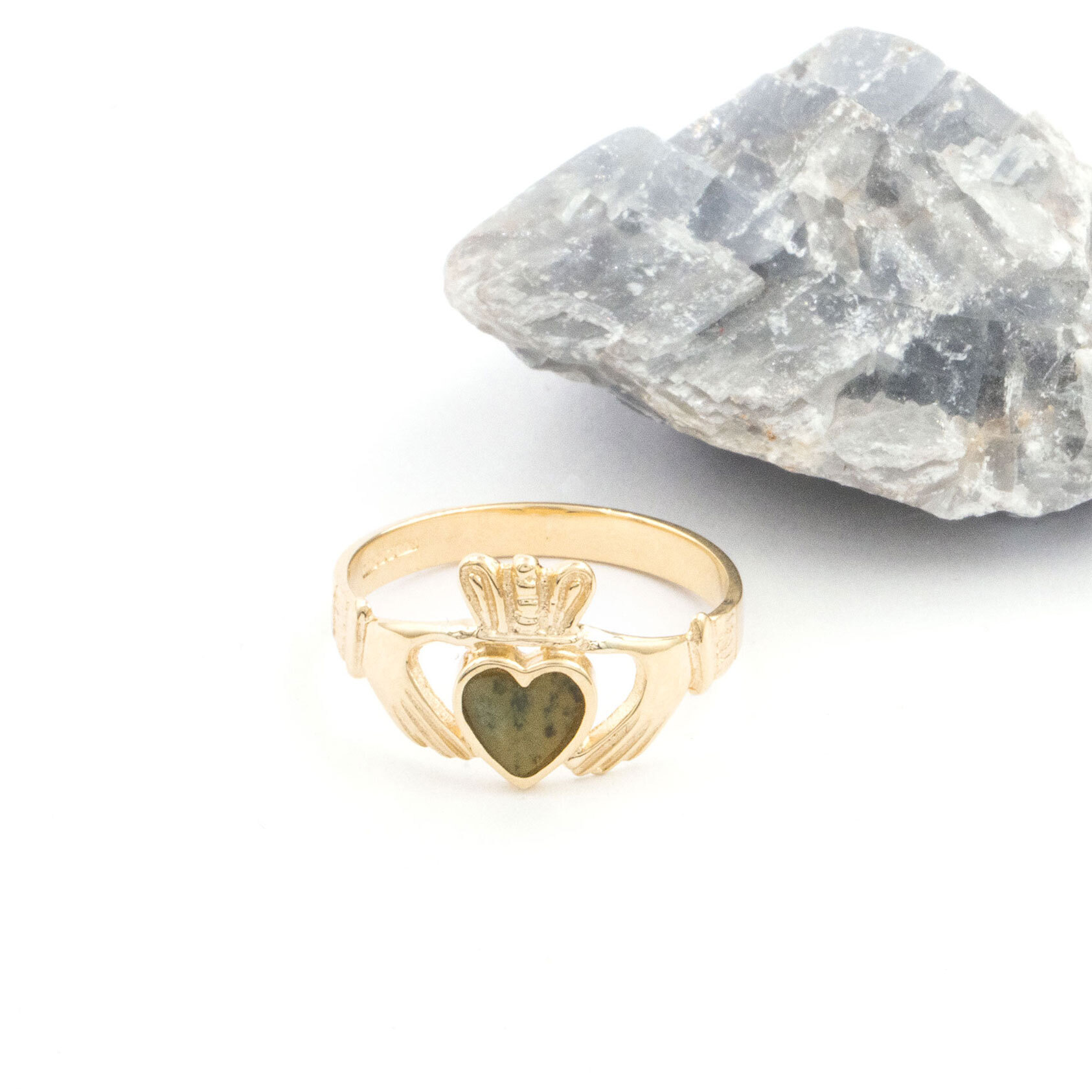Womens Connemara Marble & Claddagh Ring in Yellow Gold