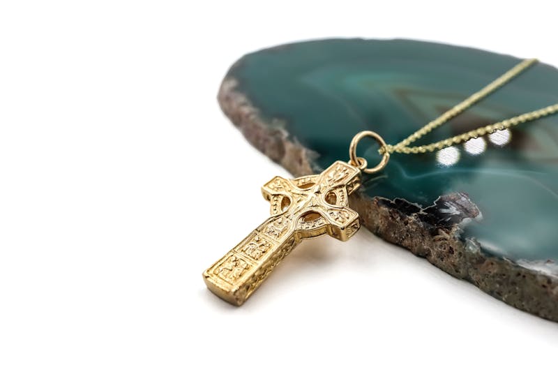 Gorgeous Yellow Gold Celtic Cross Necklace. Side View.