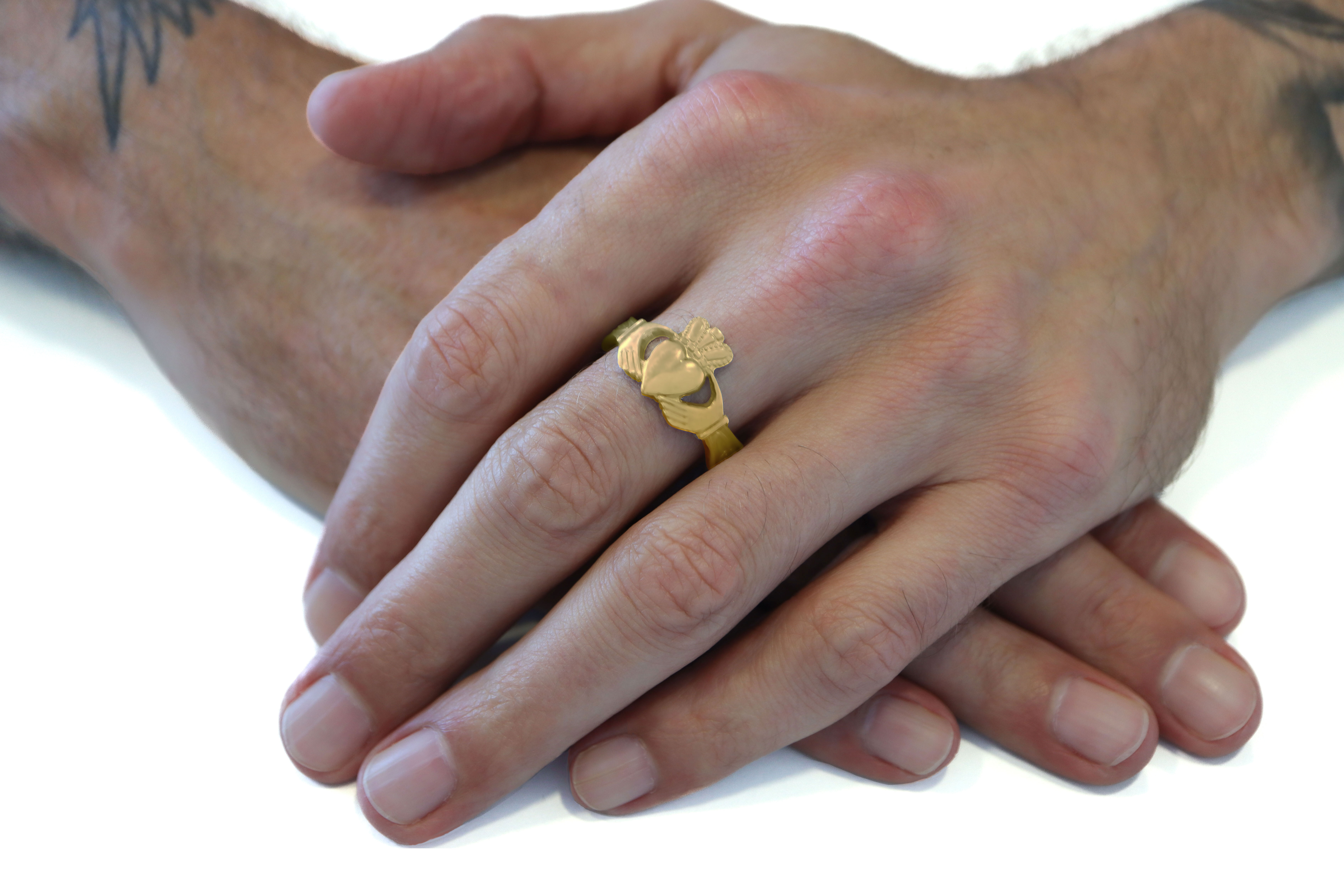 Luxurious 14K Yellow Gold Claddagh Ring For Men - Model Photo
