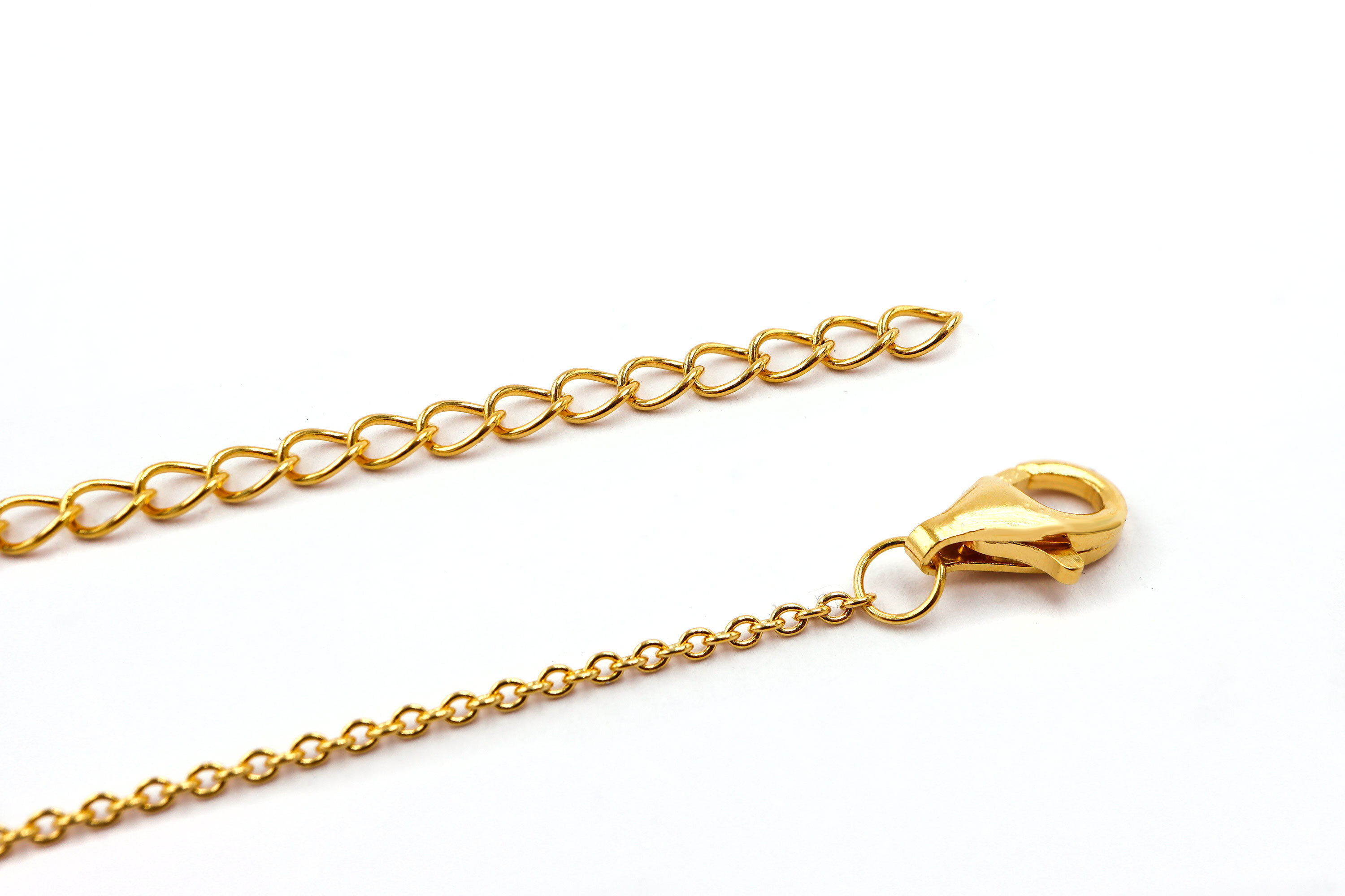 Luxurious Gold Vermeil Trinity Knot Necklace For Women