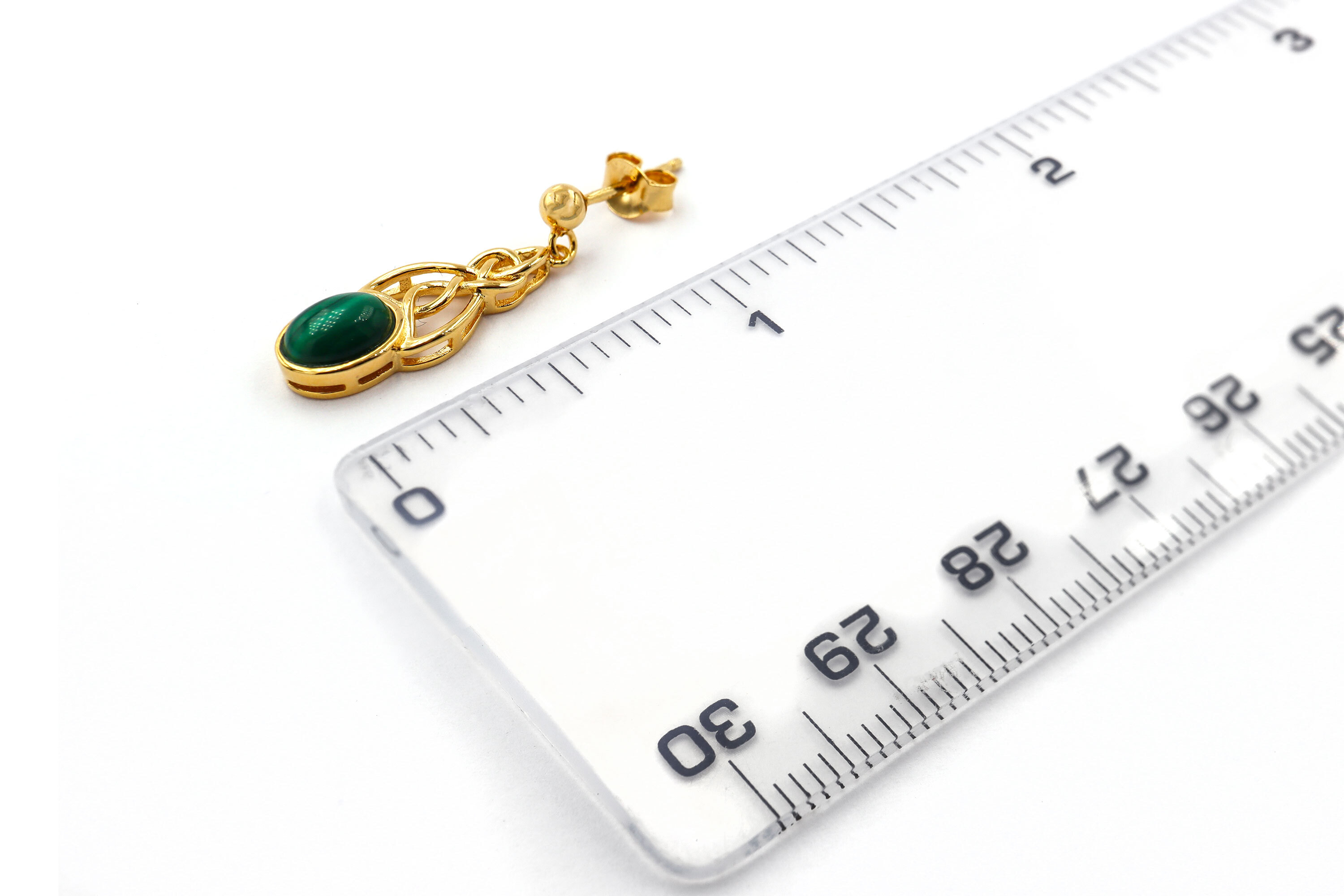 Womens Celtic Knot Gift Set in 14K Gold Vermeil. Picture For Scale.