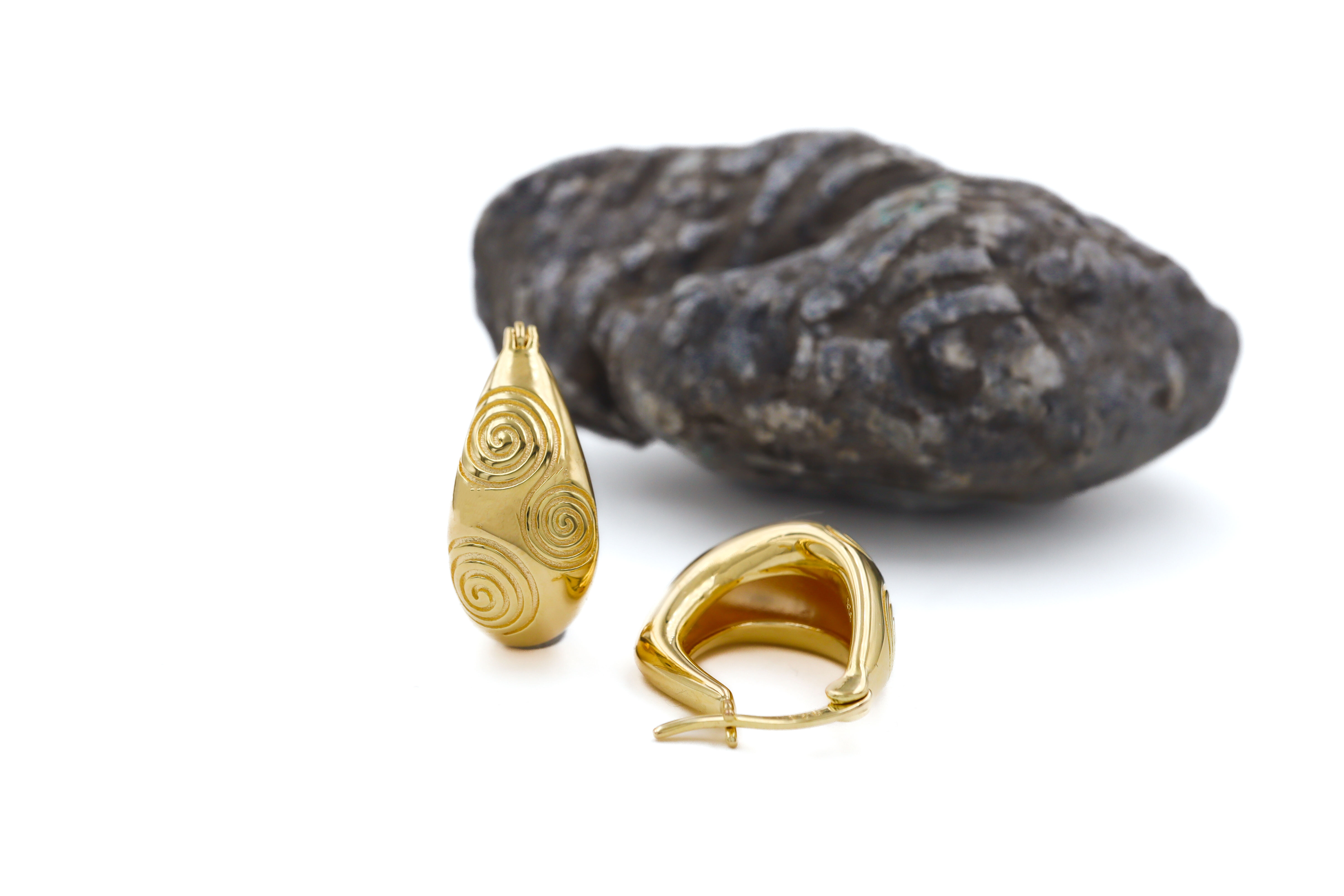 Womens Polished Gold Vermeil Newgrange & Triskele Earrings. Picture Of The Back.