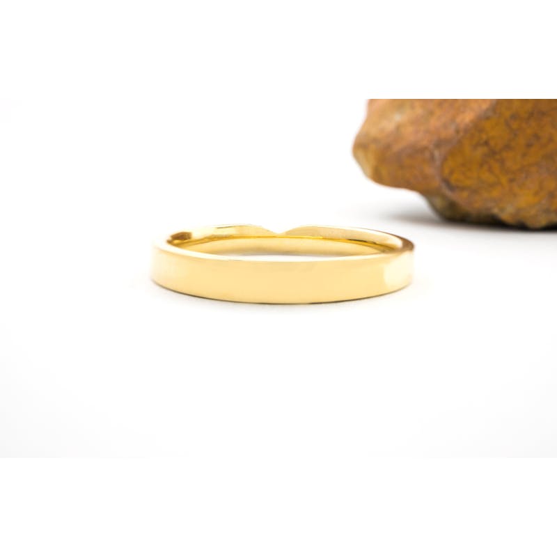 Gorgeous Yellow Gold Mo Anam Cara & Gaelic 3.0mm Ring For Women. Picture Of The Back.