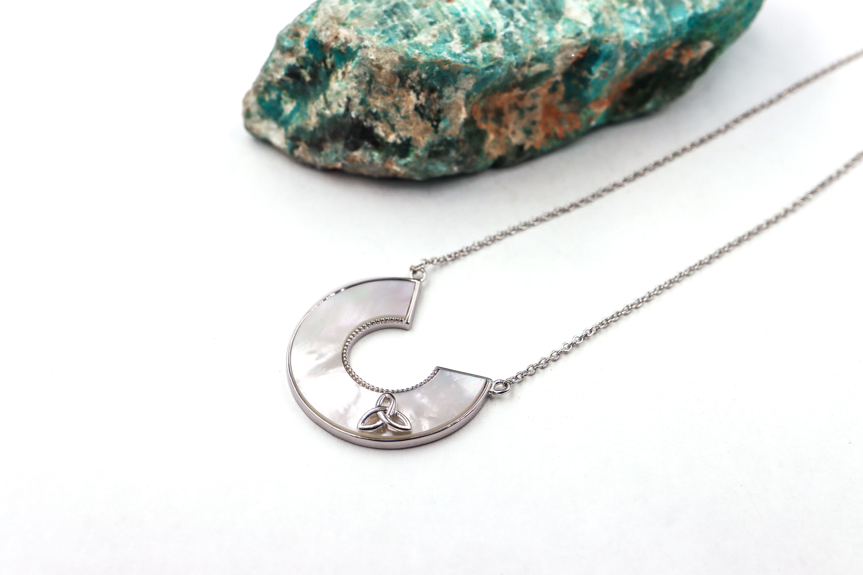 Attractive Sterling Silver Trinity Knot Necklace For Women