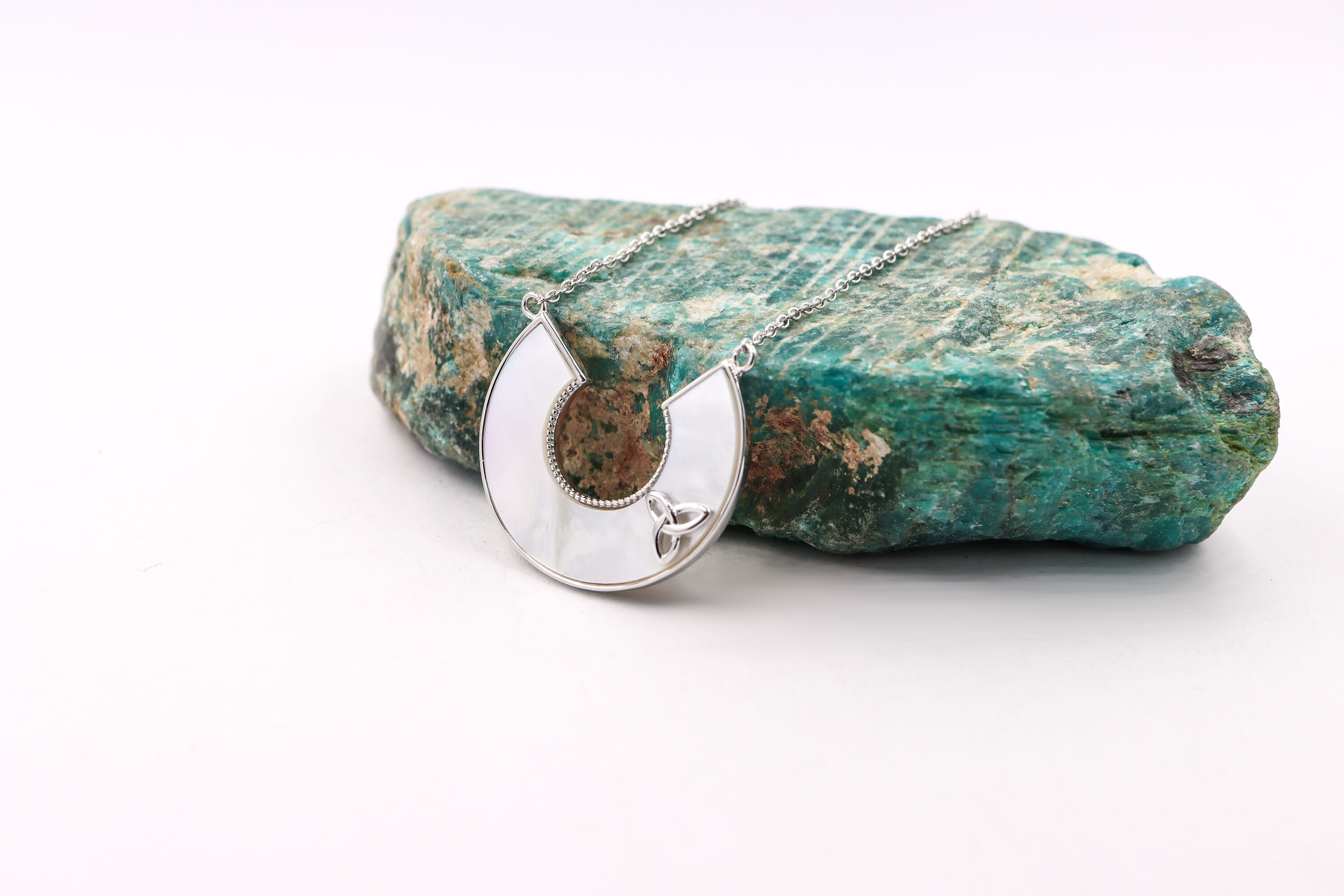 Womens Trinity Knot Necklace in Sterling Silver