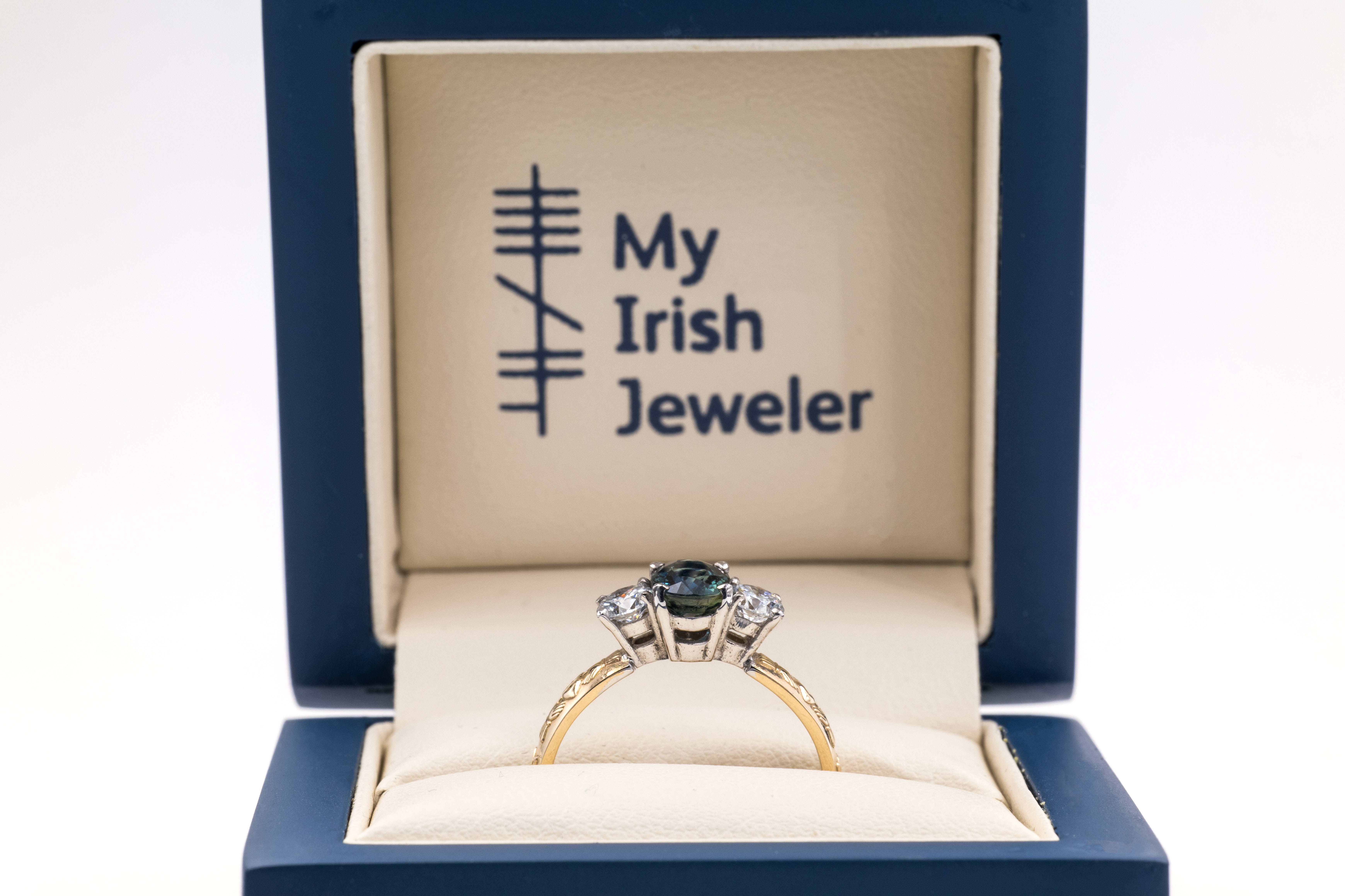 Attractive Yellow Gold Claddagh & Celtic Knot Ring For Women With a Polished Finish