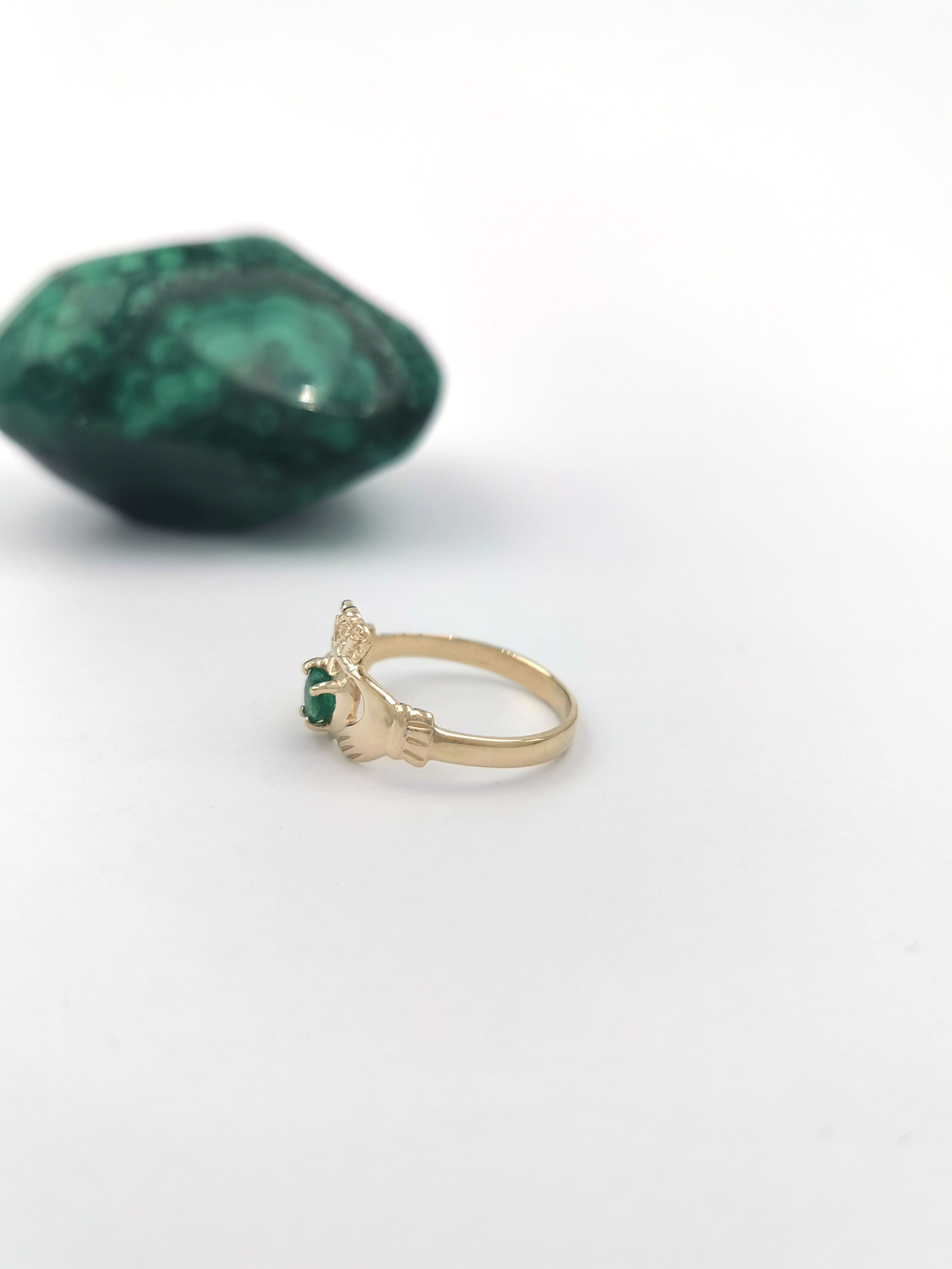 Womens 14K Yellow Gold Claddagh 9.0mm Ring