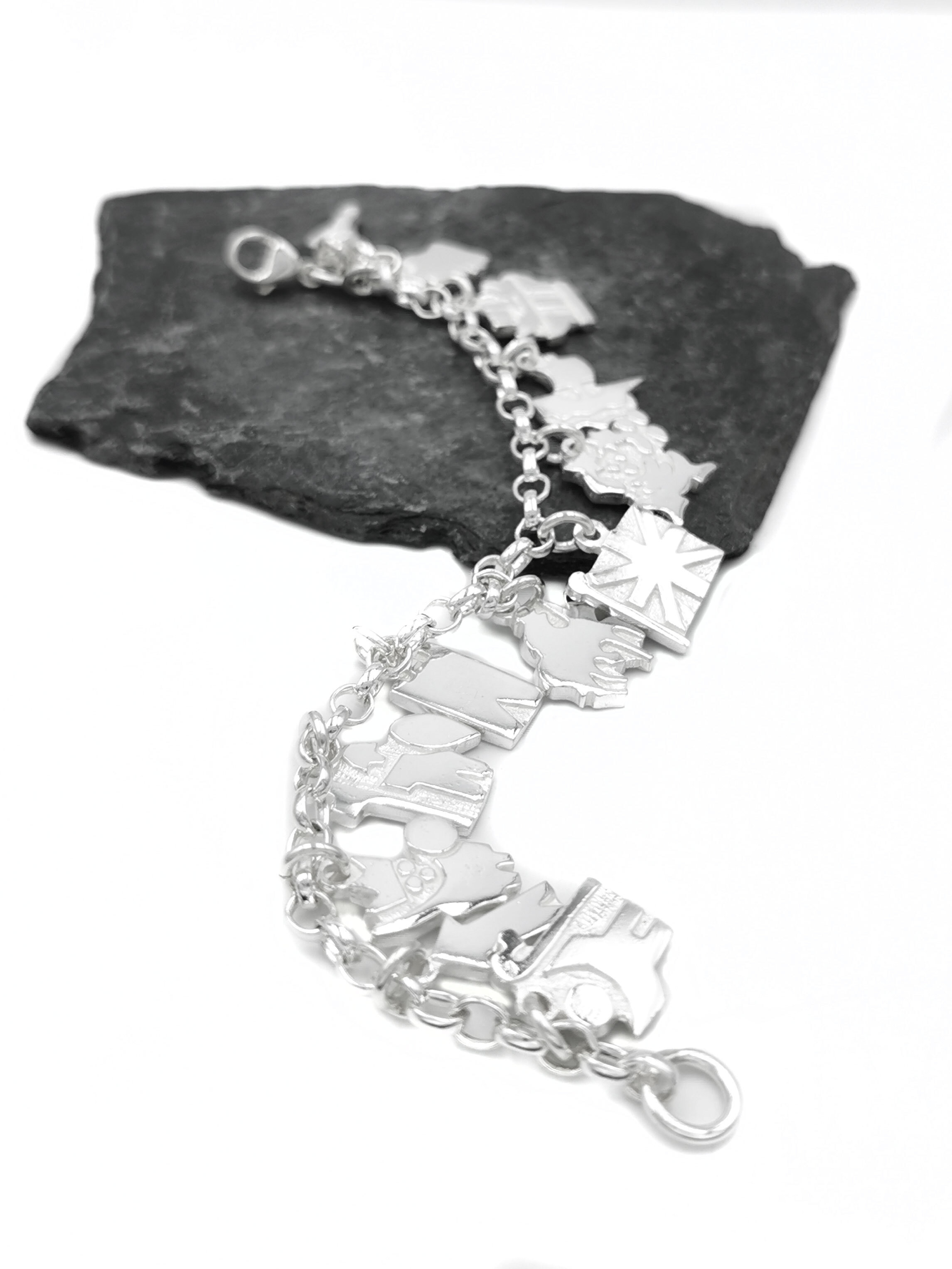 Heirloom Sterling Silver History Of Ireland Bracelet For Women With a Polished Finish