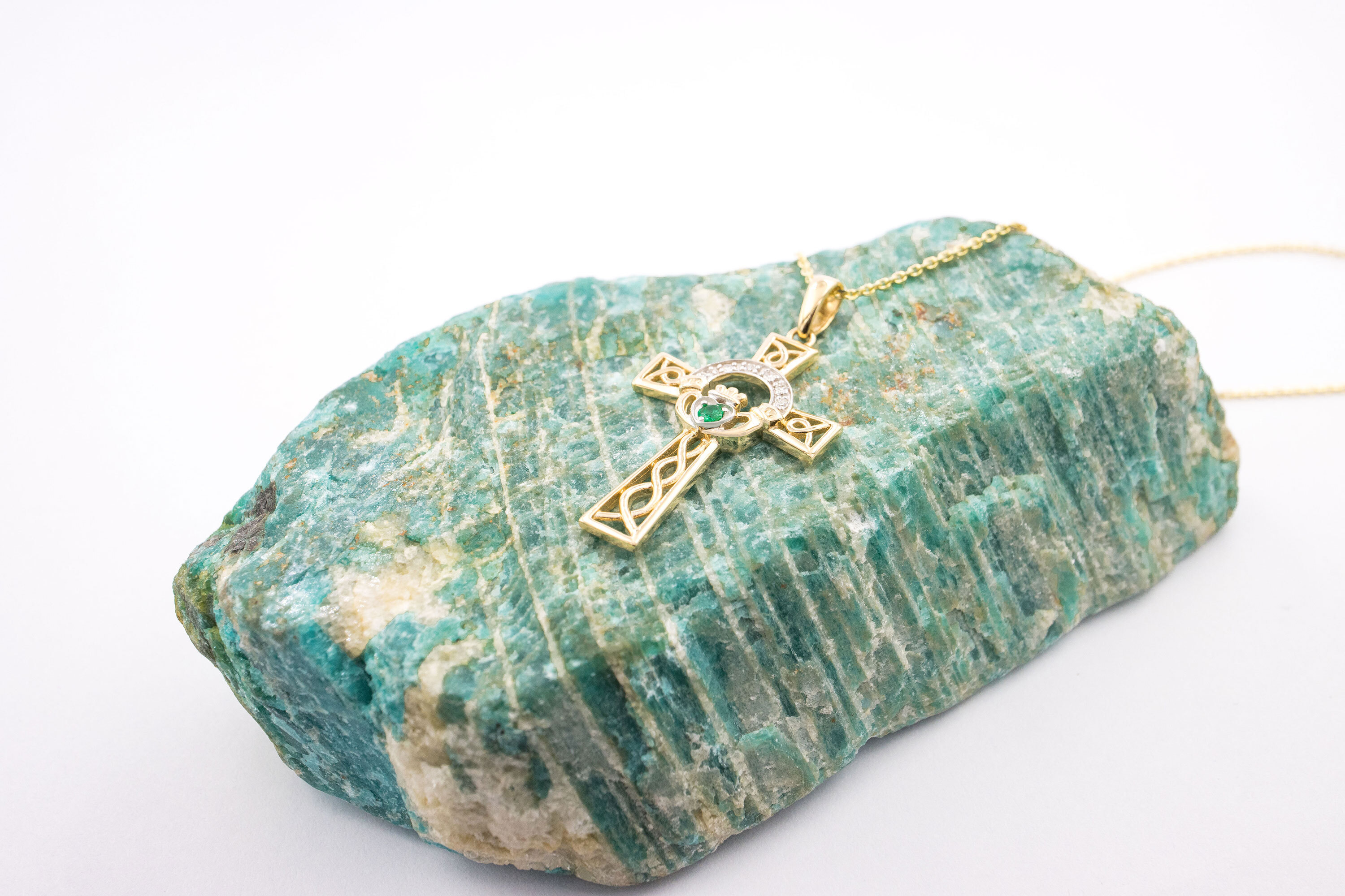 Genuine 14K Yellow Gold Claddagh Necklace For Women