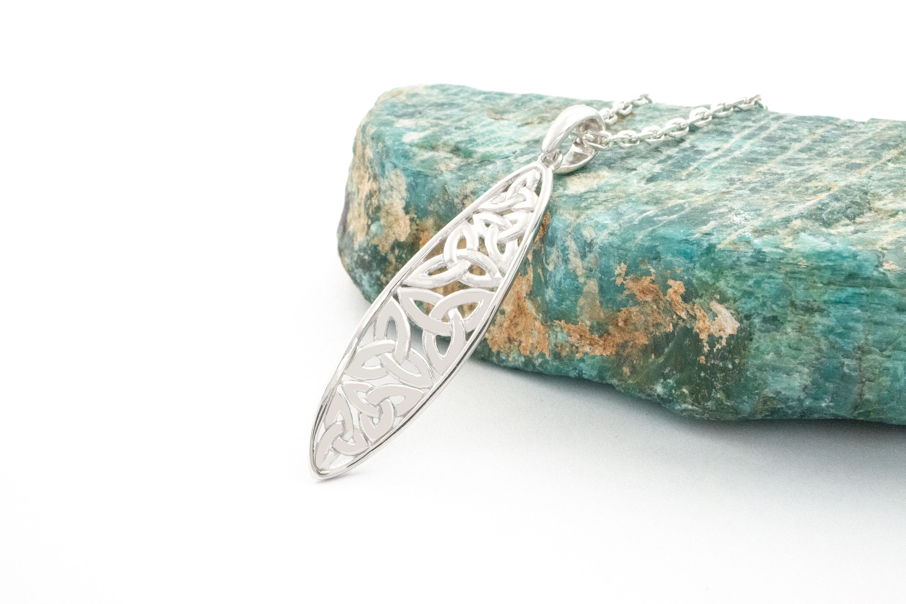 Gorgeous Sterling Silver Trinity Knot Gift Set For Women