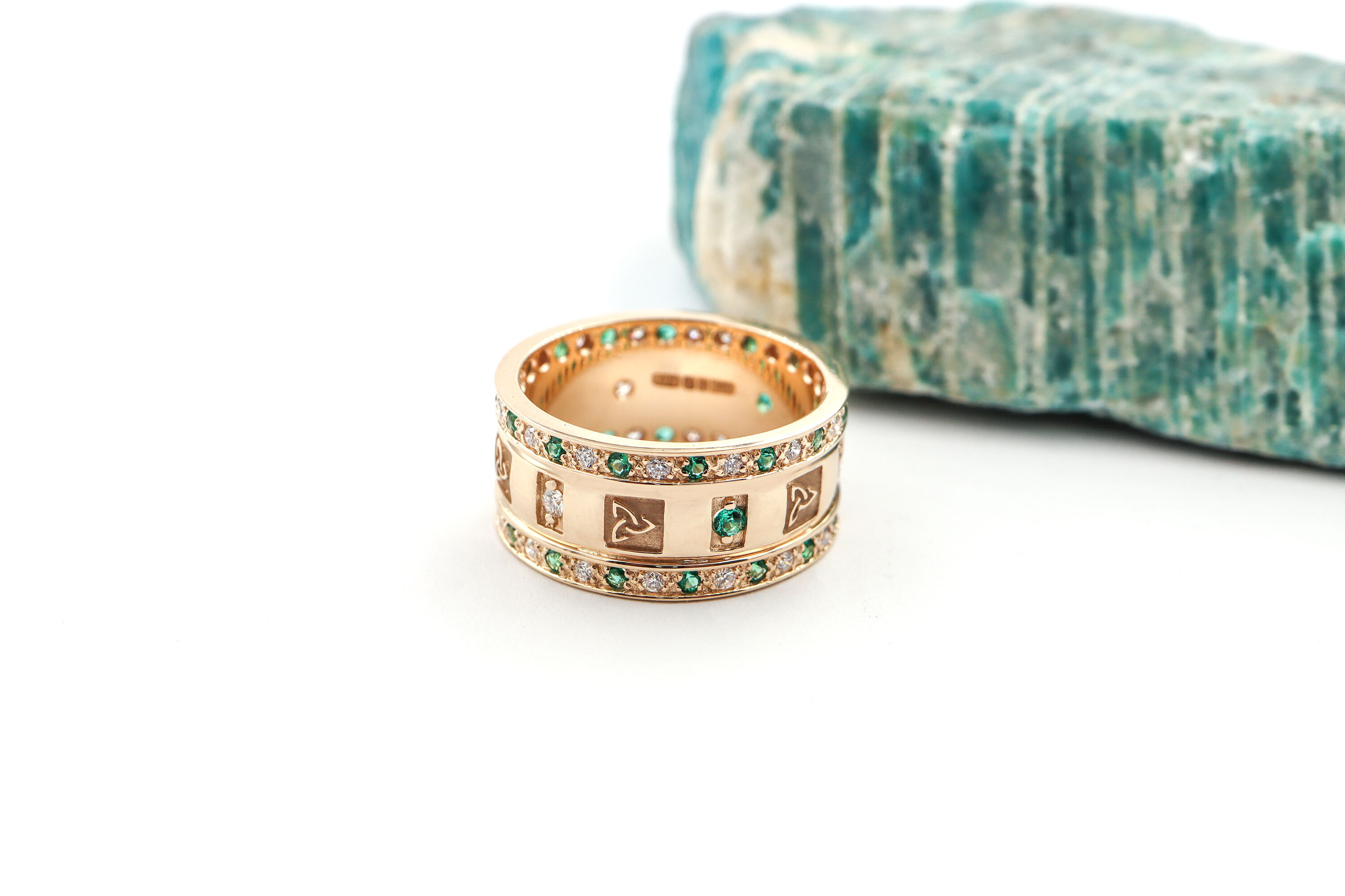 Attractive Yellow Gold Celtic Knot 9.5mm Ring