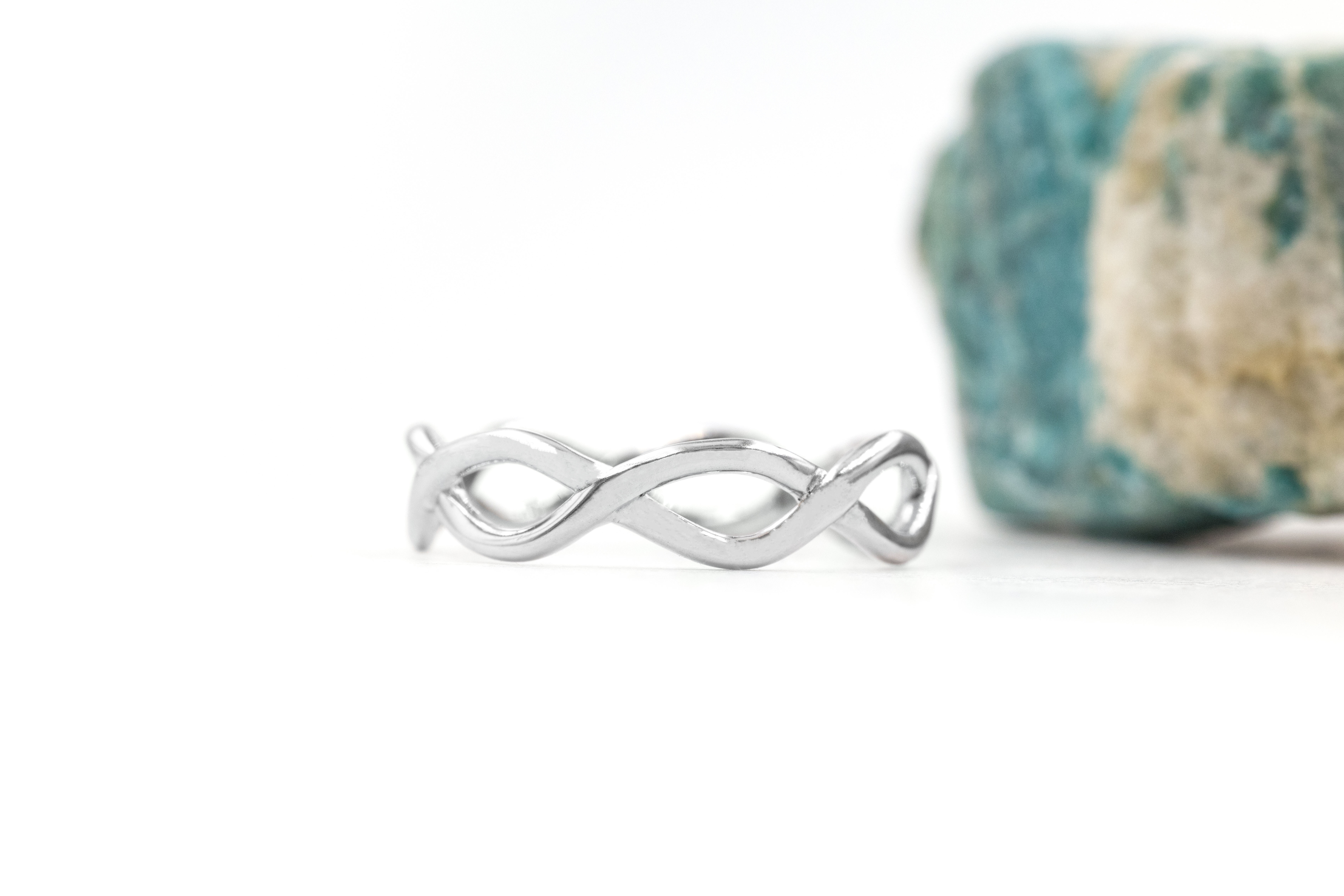 Genuine 10K White Gold Celtic Knot Ring For Women
