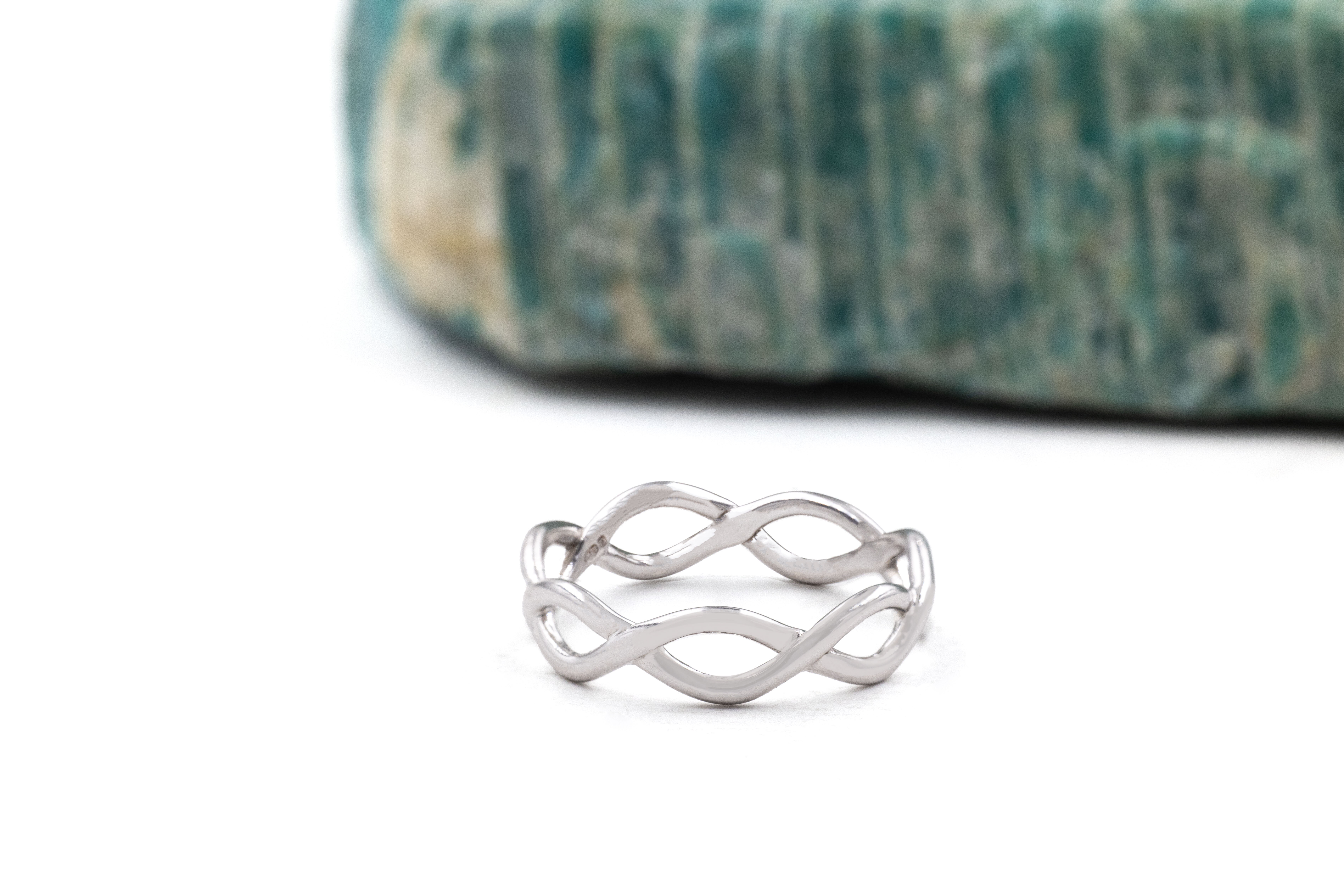 Mens Celtic Knot Wedding Ring in Sterling Silver