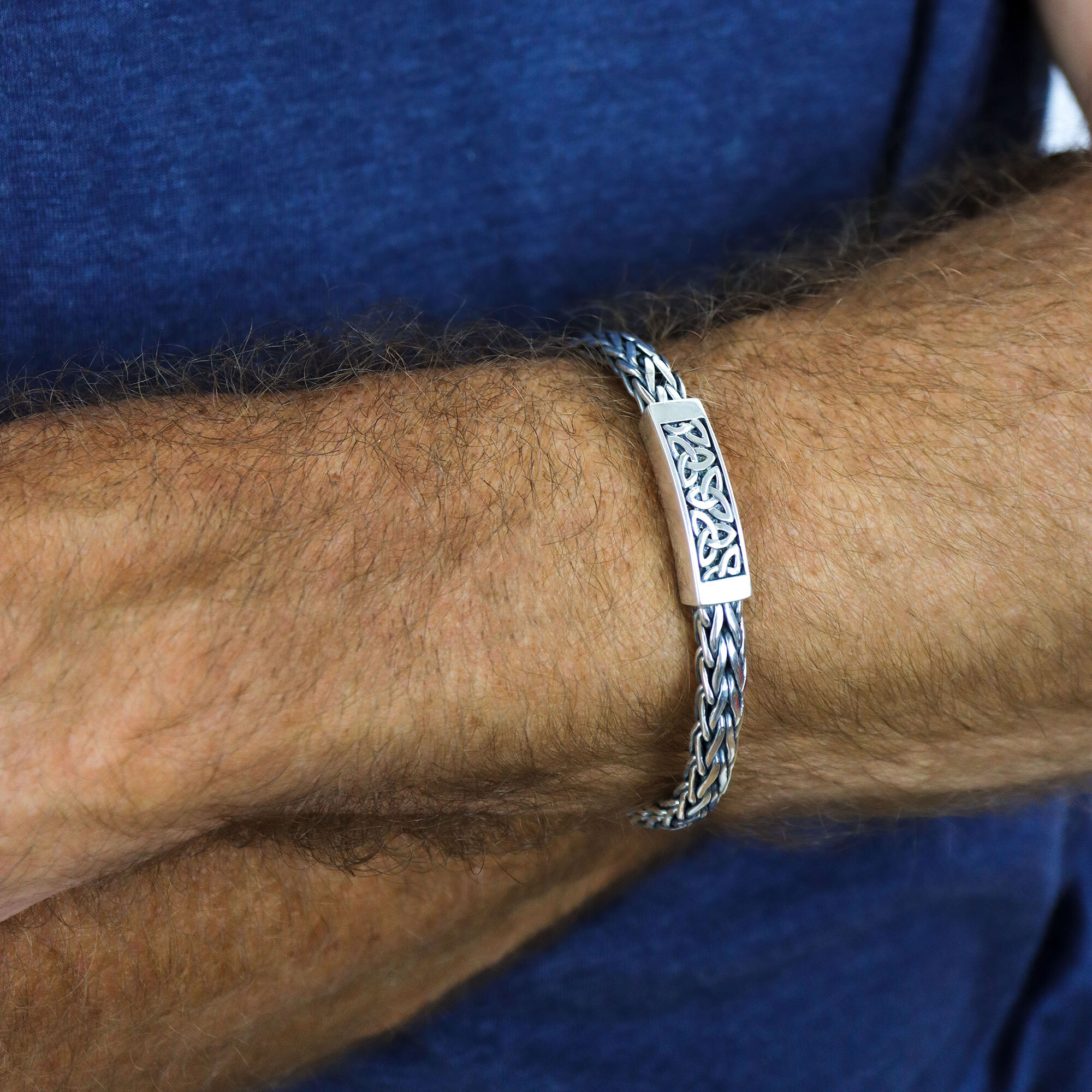 Silver One Size New Manchester City Men's Bracelet Crest Chain Bracelet 