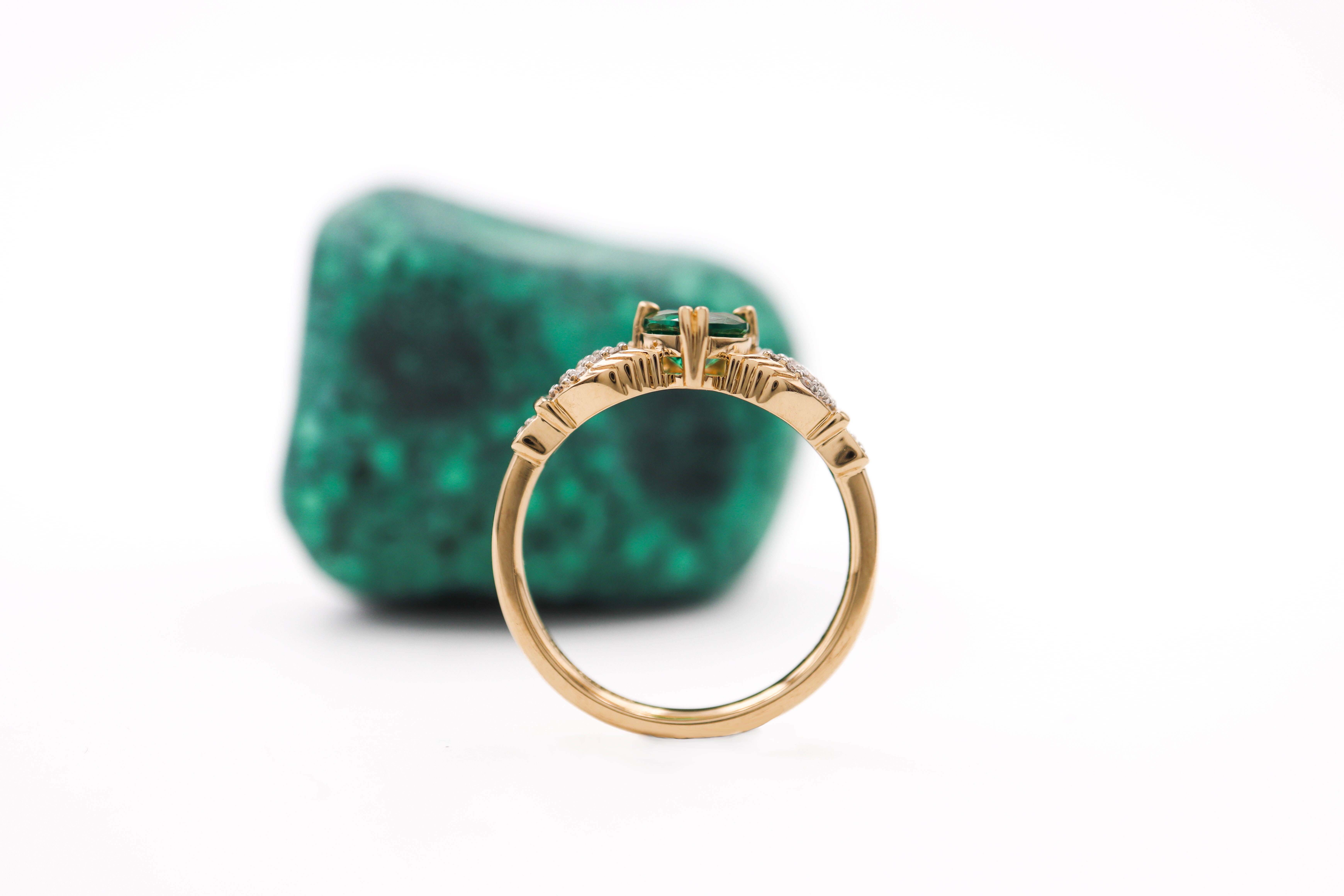 Womens Polished Claddagh Ring in Real Yellow Gold. Side View.