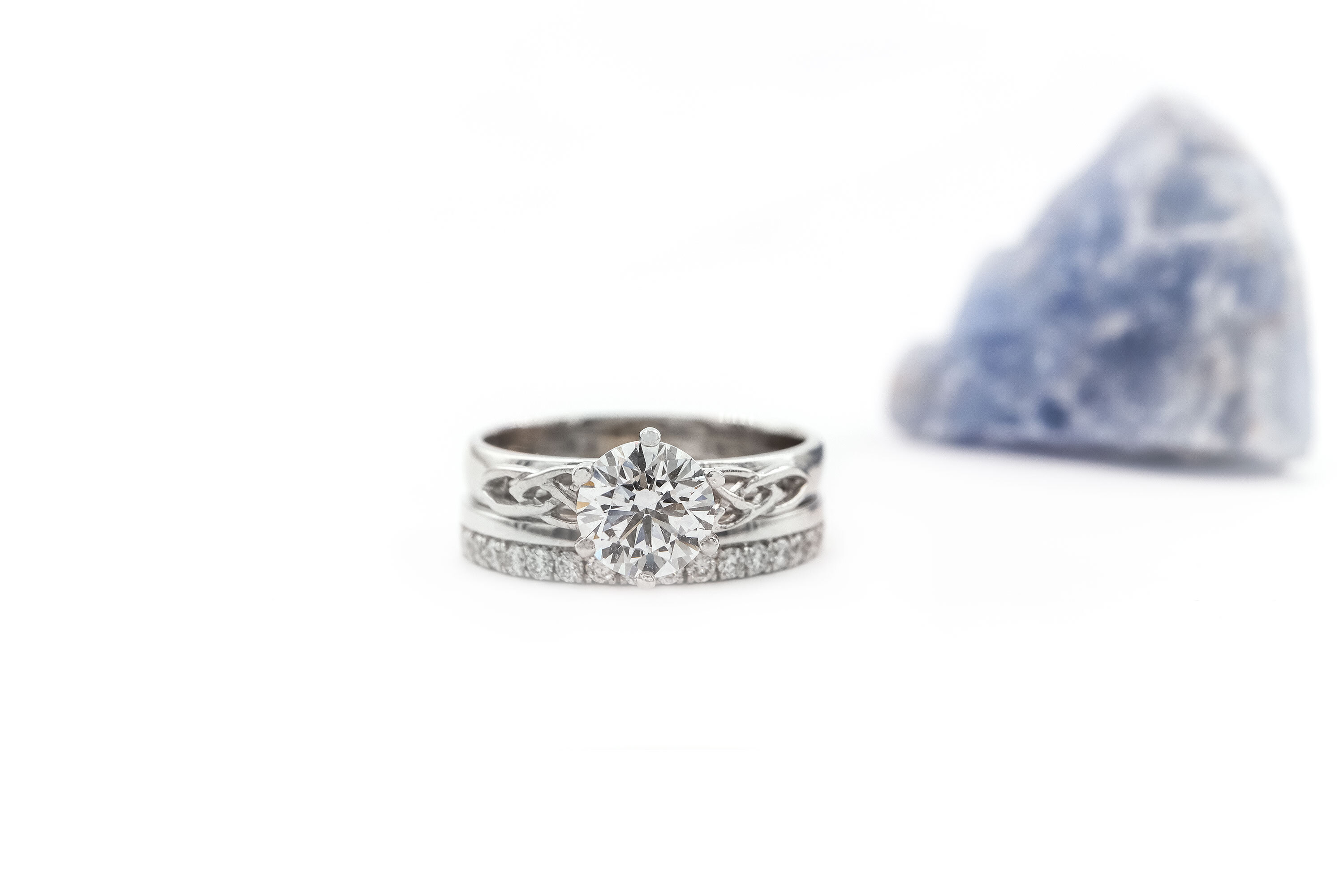 Womens Trinity Knot Ring in Real White Gold