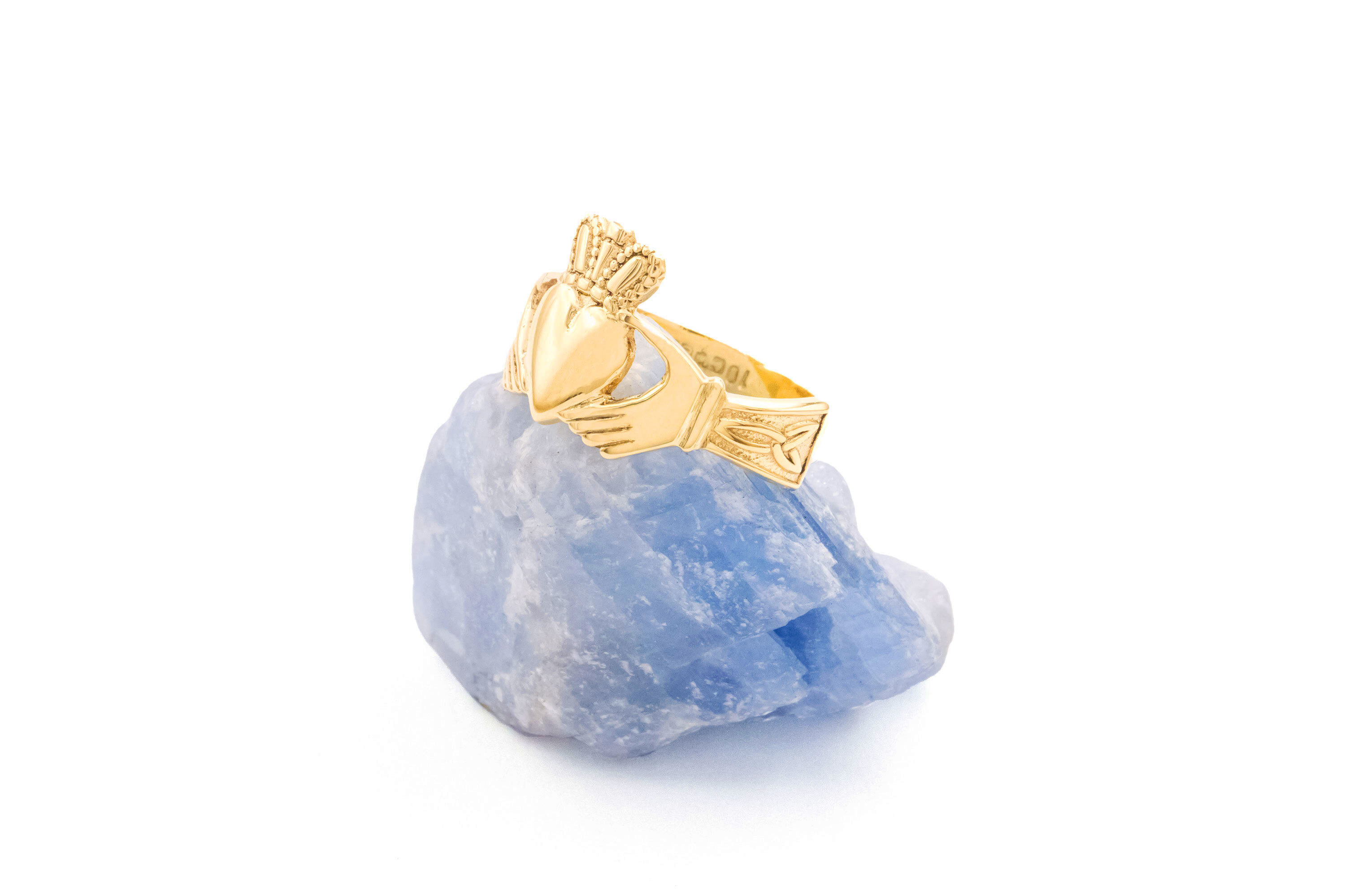 Striking Yellow Gold Claddagh Ring For Women