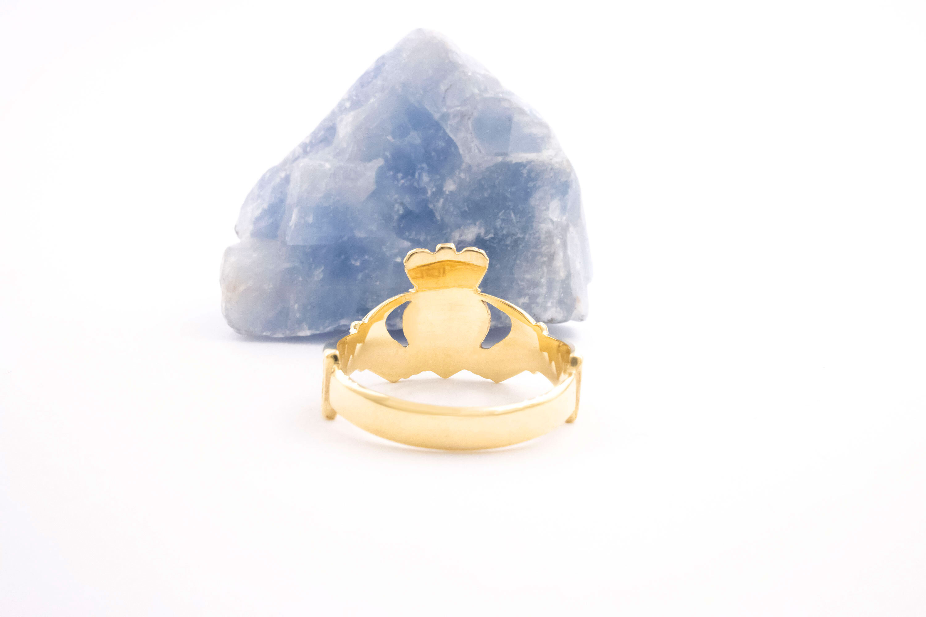 Attractive Yellow Gold Claddagh Ring For Women