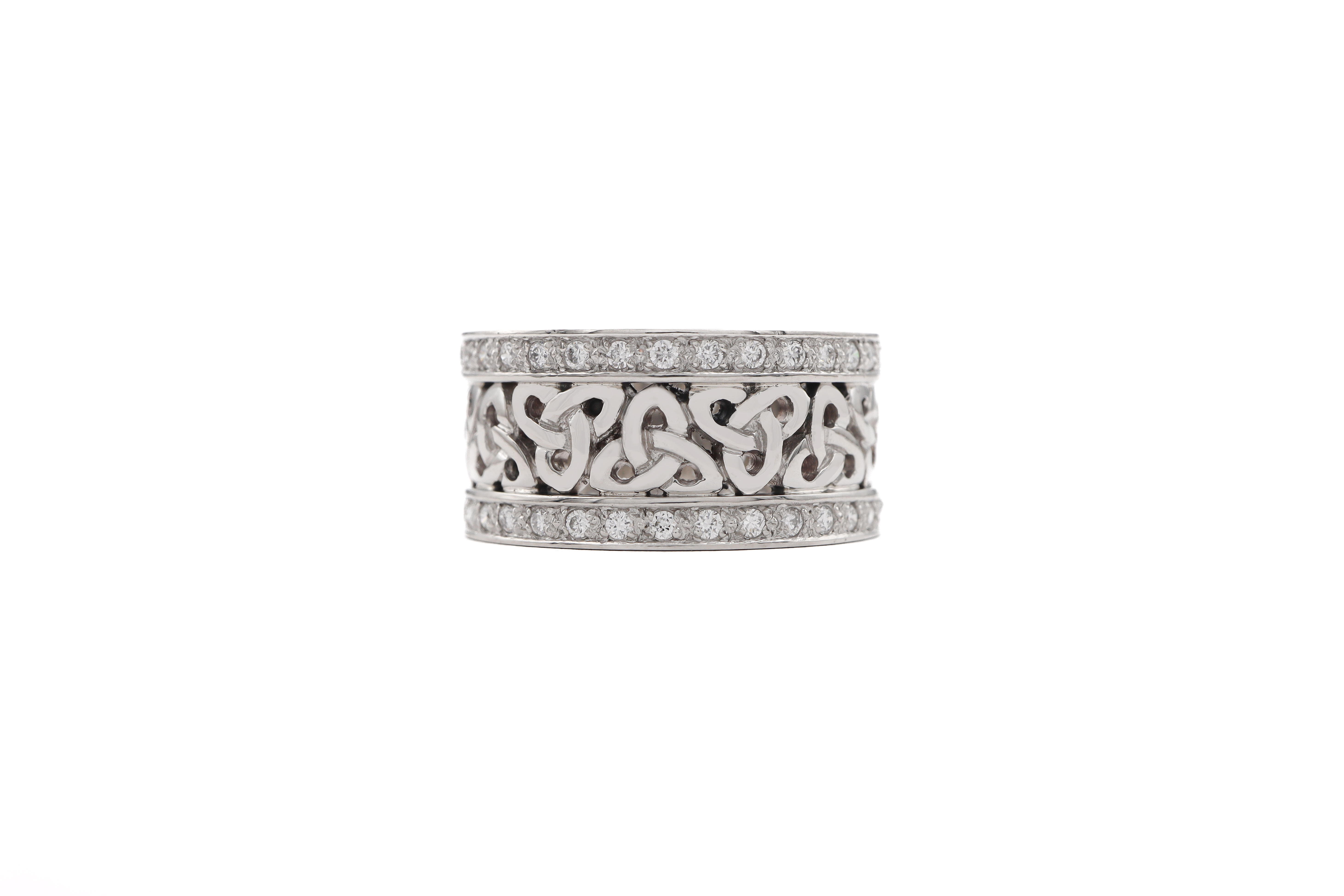 Gorgeous Polished Platinum Trinity Knot 10.0mm Ring